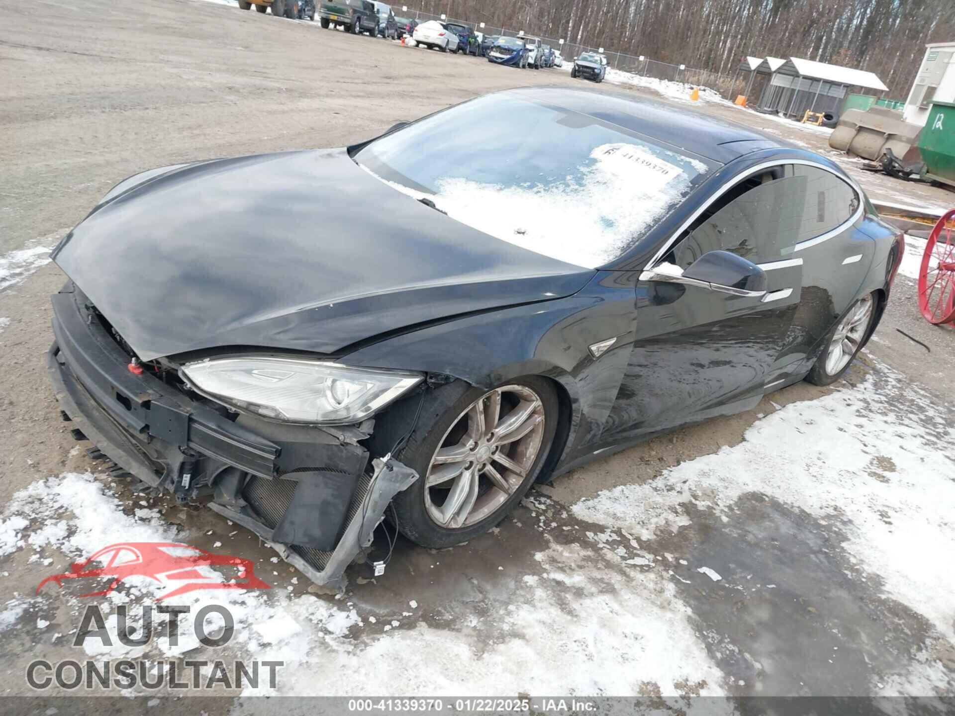 TESLA MODEL S 2013 - 5YJSA1AG2DFP11228