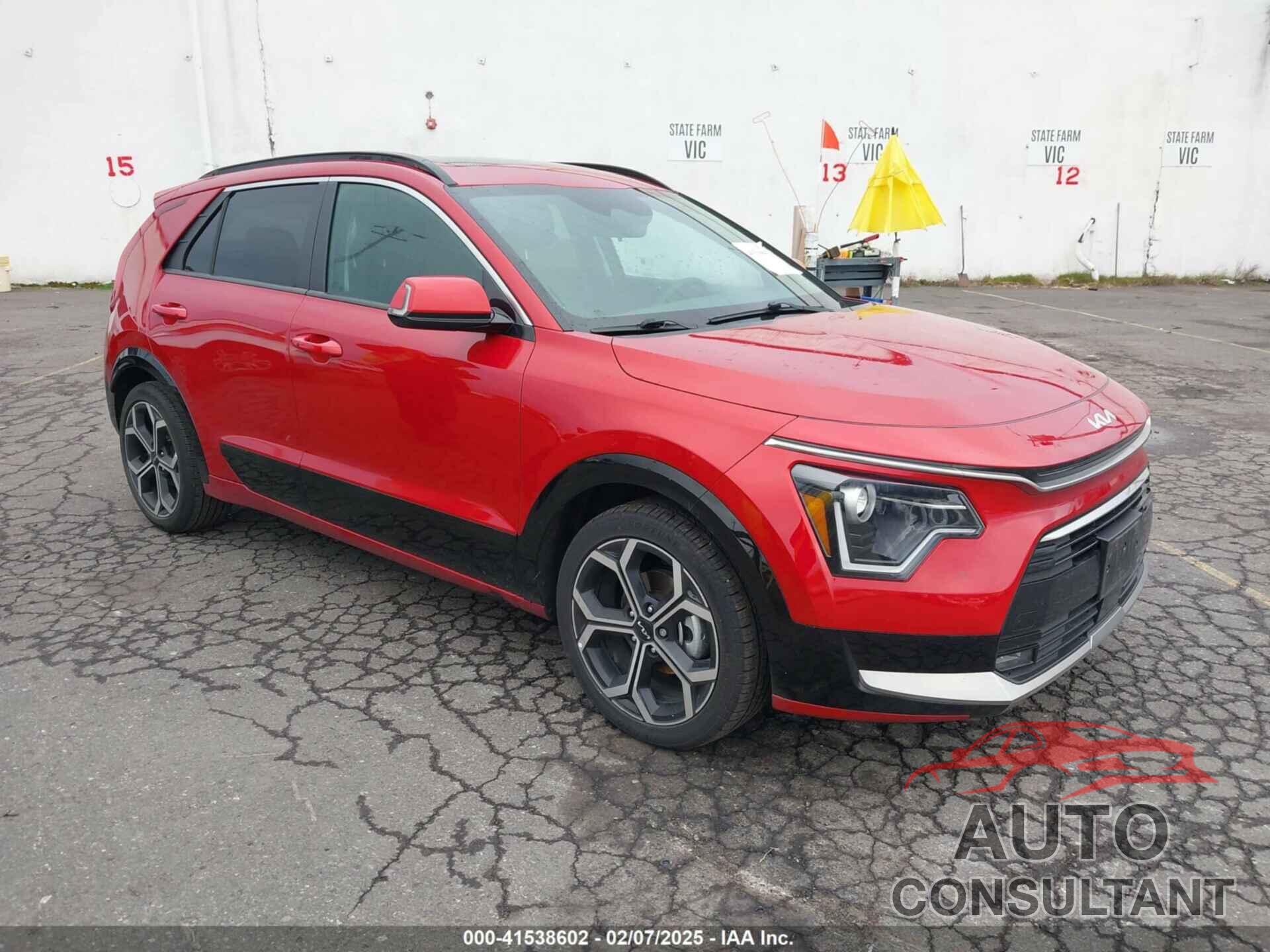 KIA NIRO 2023 - KNDCR3LE8P5040383