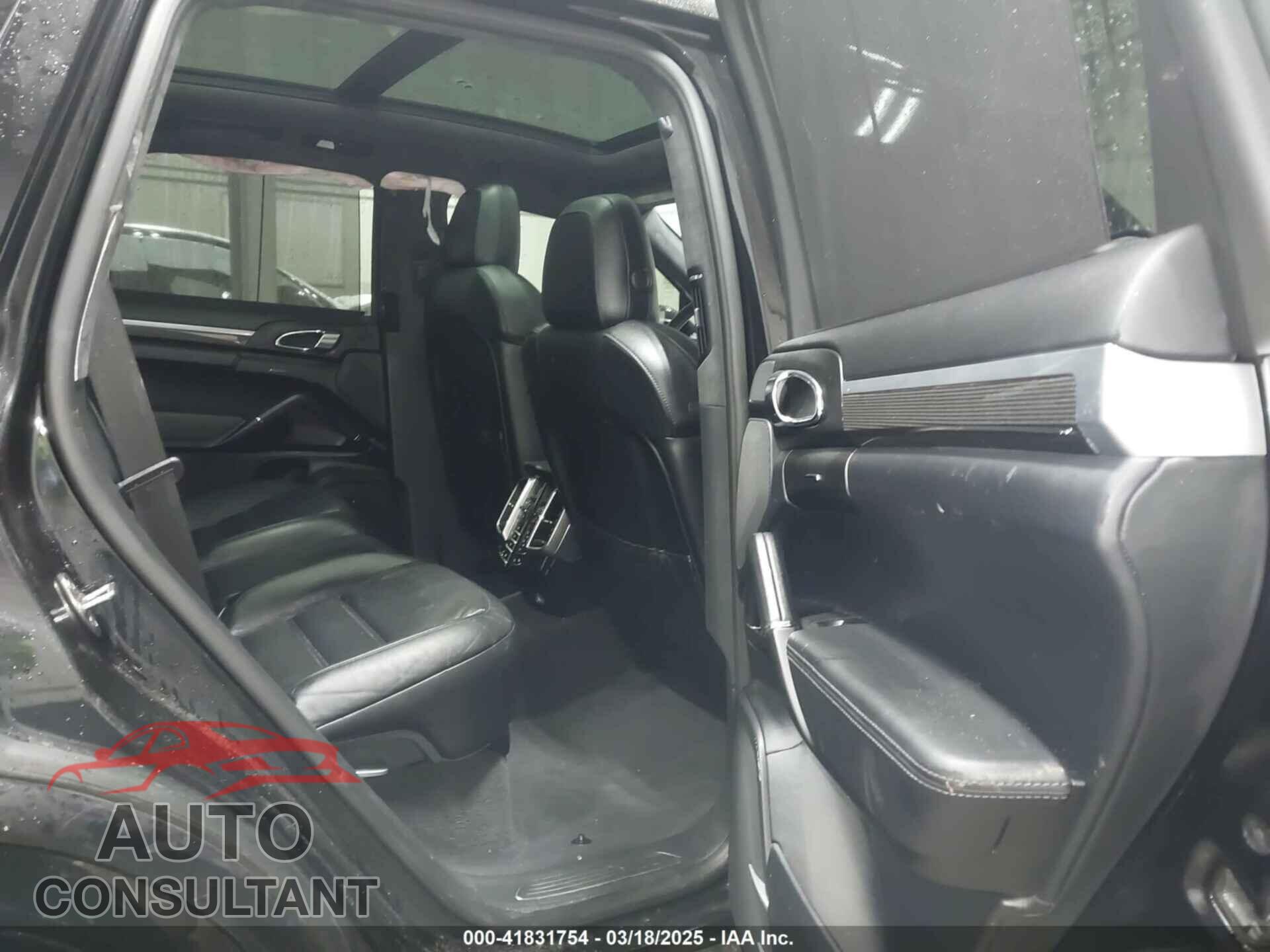 PORSCHE CAYENNE 2016 - WP1AD2A24GLA75425