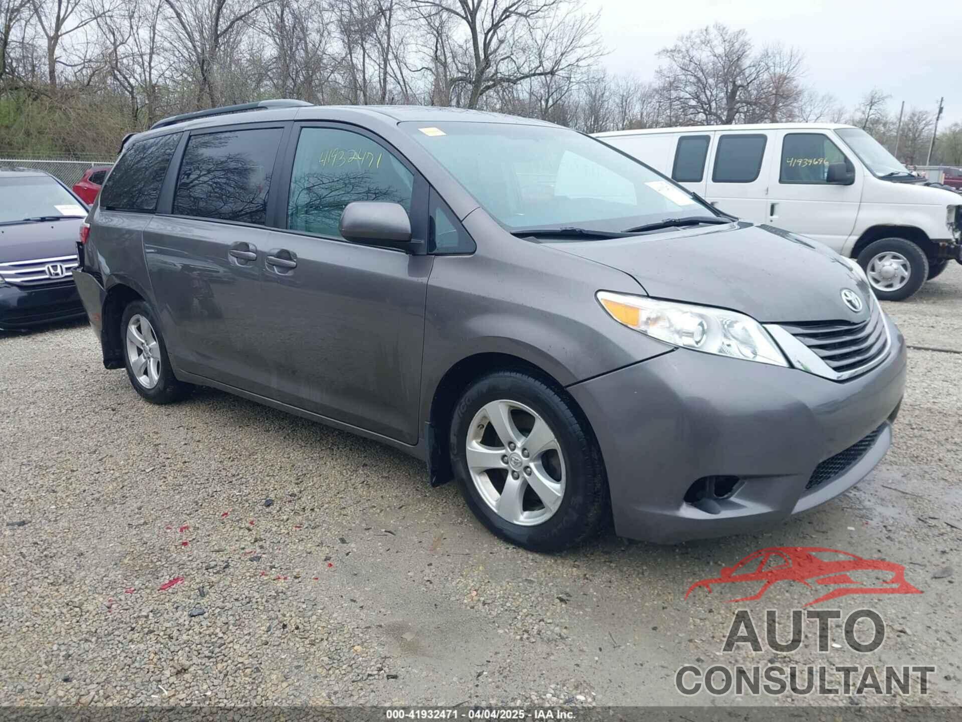 TOYOTA SIENNA 2017 - 5TDKZ3DC6HS881378