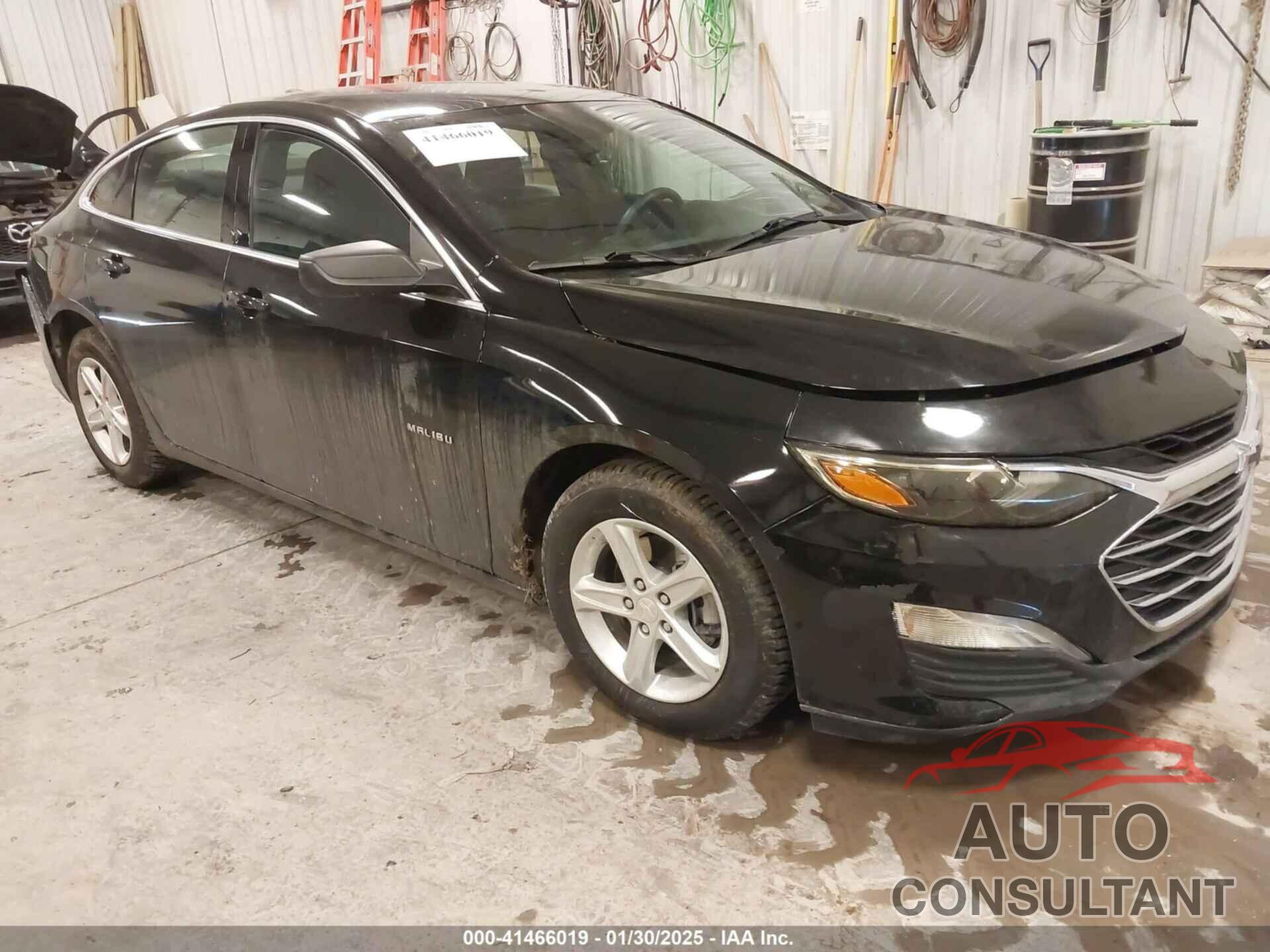 CHEVROLET MALIBU 2022 - 1G1ZB5ST1NF207984