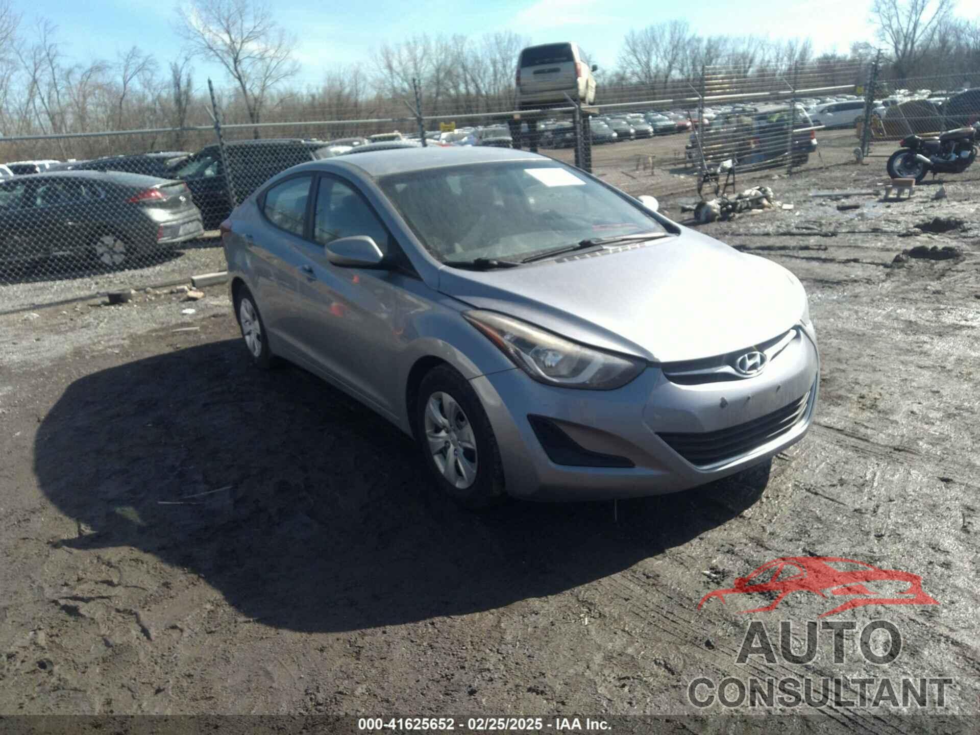 HYUNDAI ELANTRA 2016 - 5NPDH4AE0GH703168