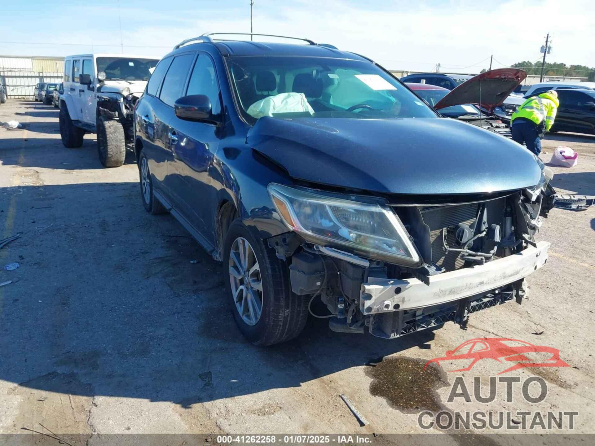 NISSAN PATHFINDER 2015 - 5N1AR2MN9FC706396