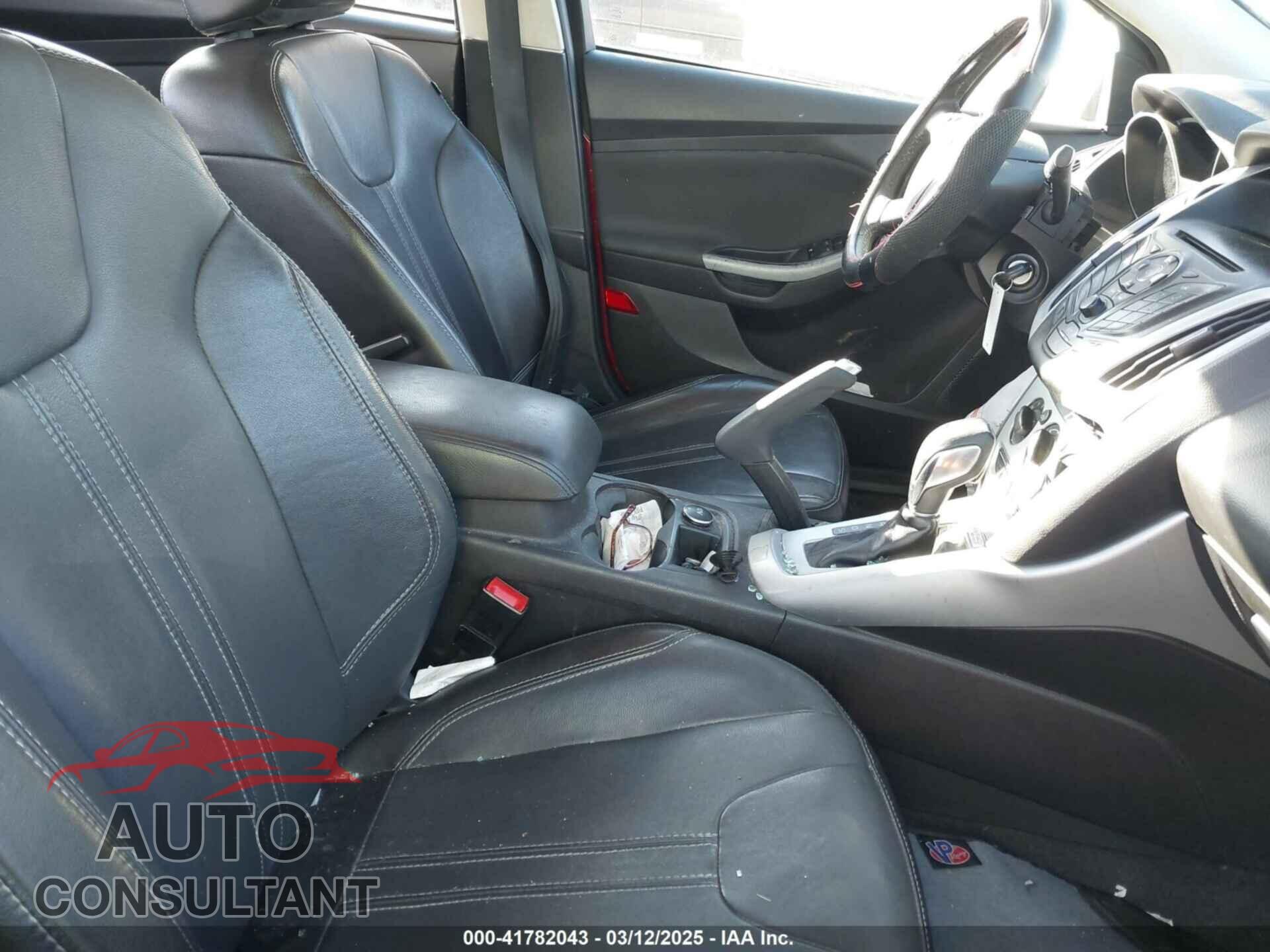 FORD FOCUS 2014 - 1FADP3F25EL231270