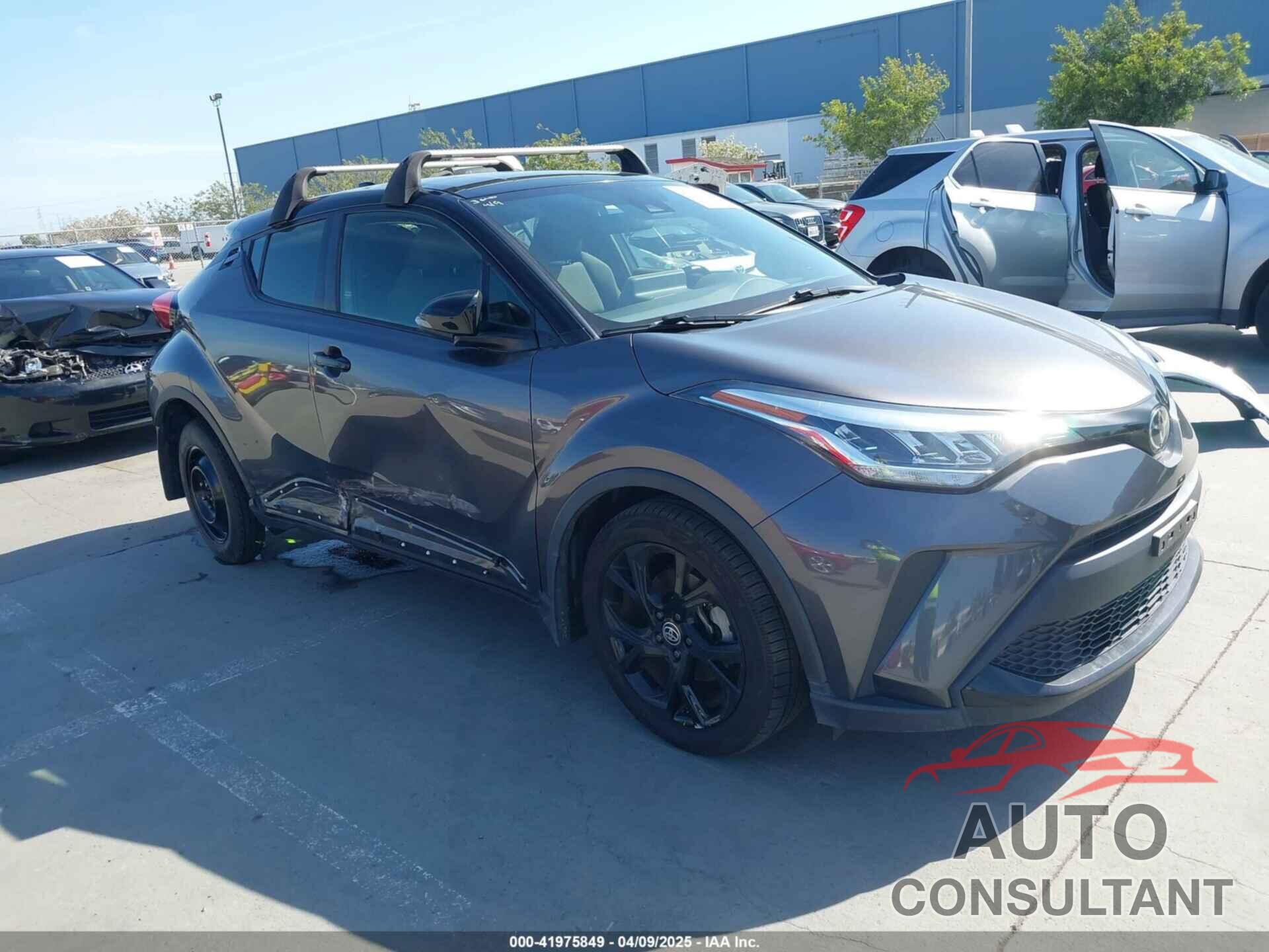 TOYOTA C-HR 2021 - JTNKHMBX1M1120212
