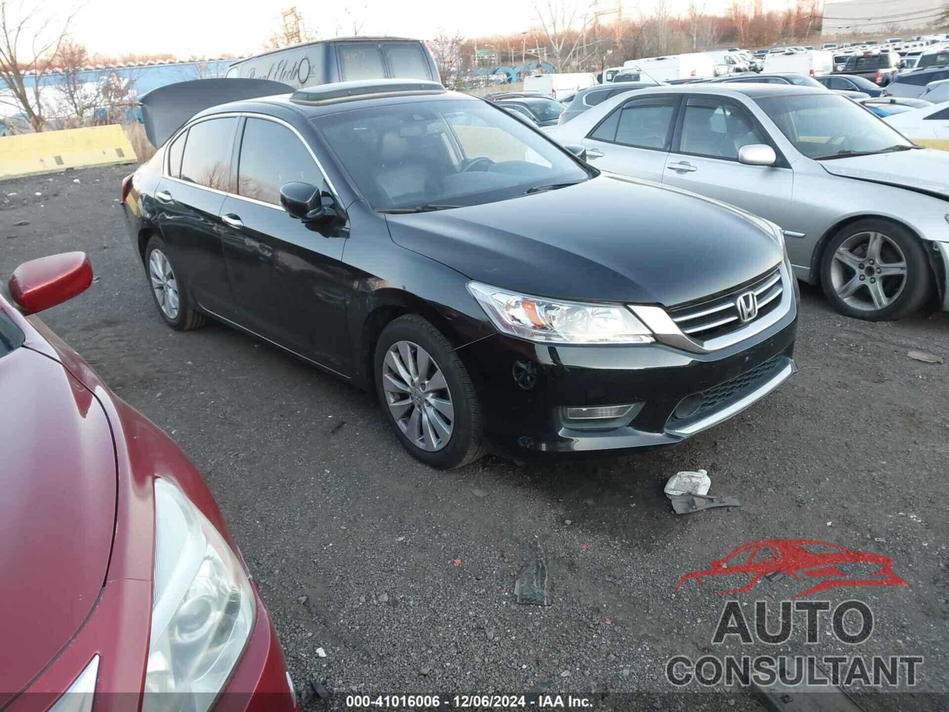 HONDA ACCORD 2013 - 1HGCR3F99DA037429