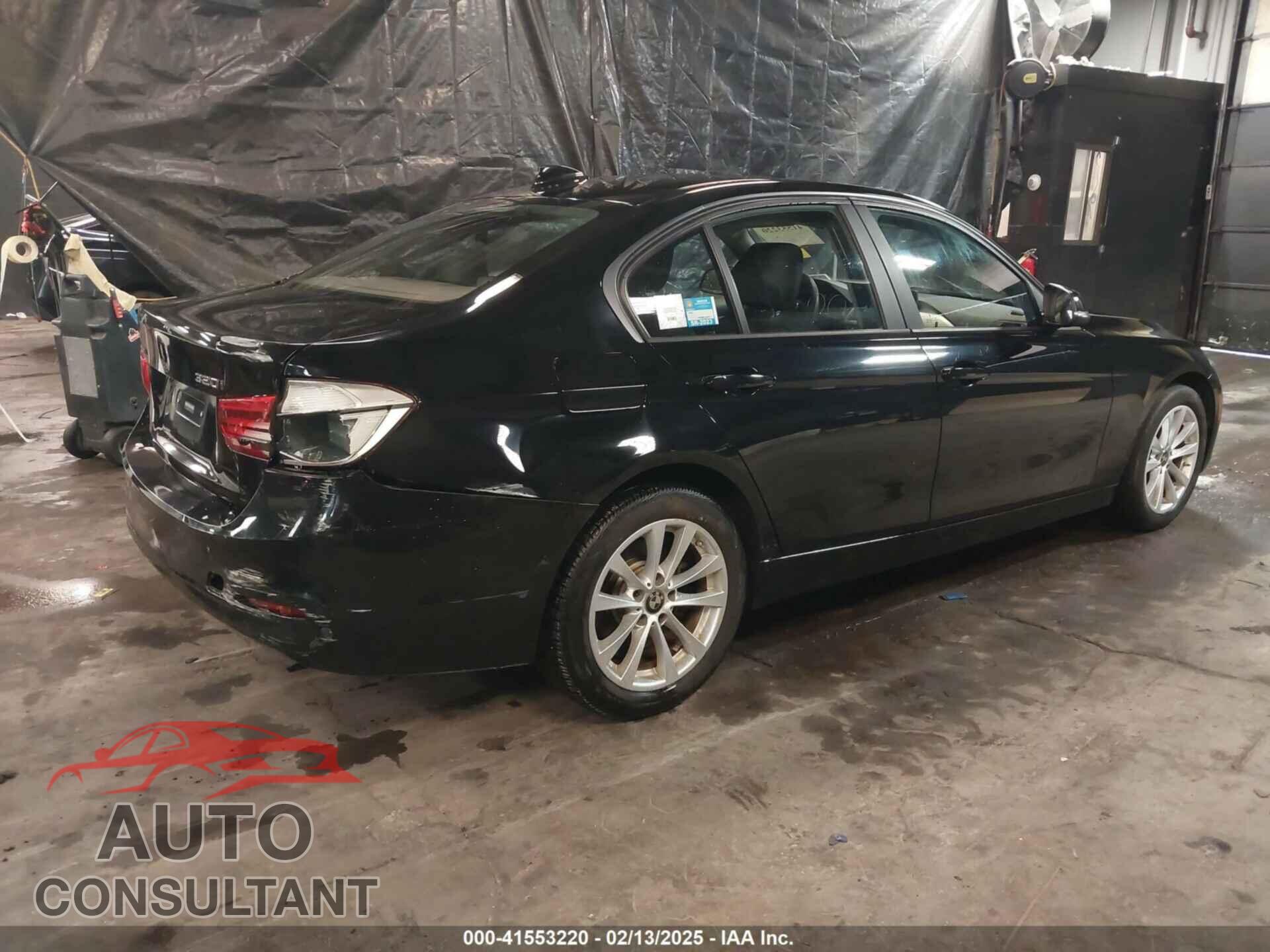 BMW 320I 2016 - WBA8E5G5XGNU20717