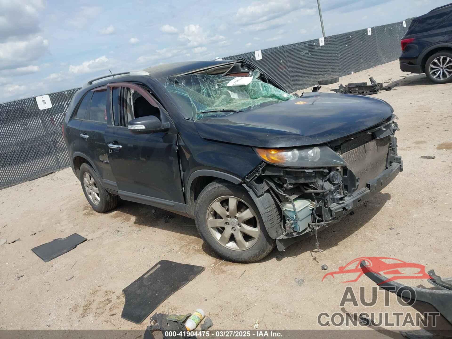 KIA SORENTO 2011 - 5XYKT4A15BG102969