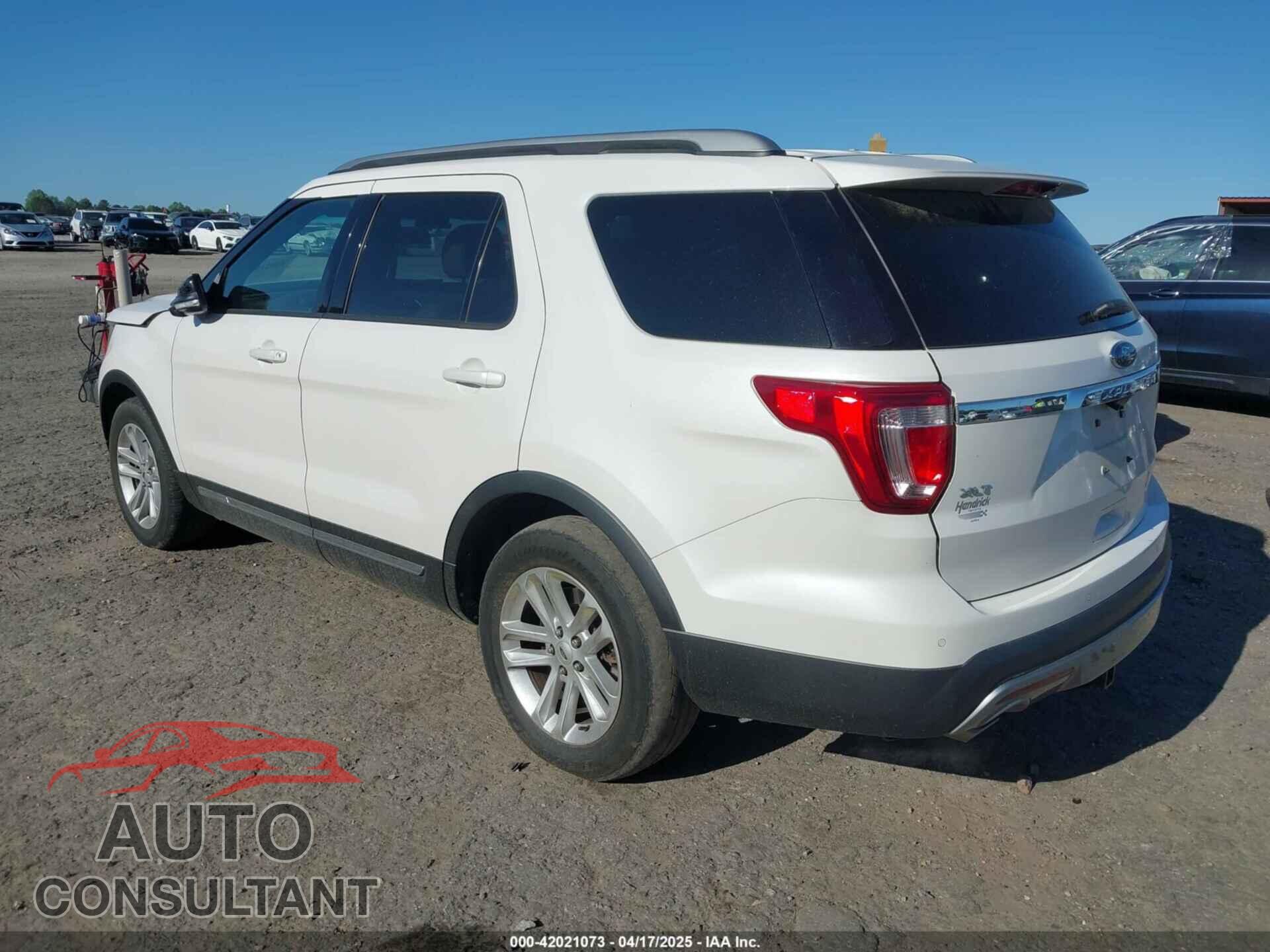 FORD EXPLORER 2017 - 1FM5K7D87HGE33175