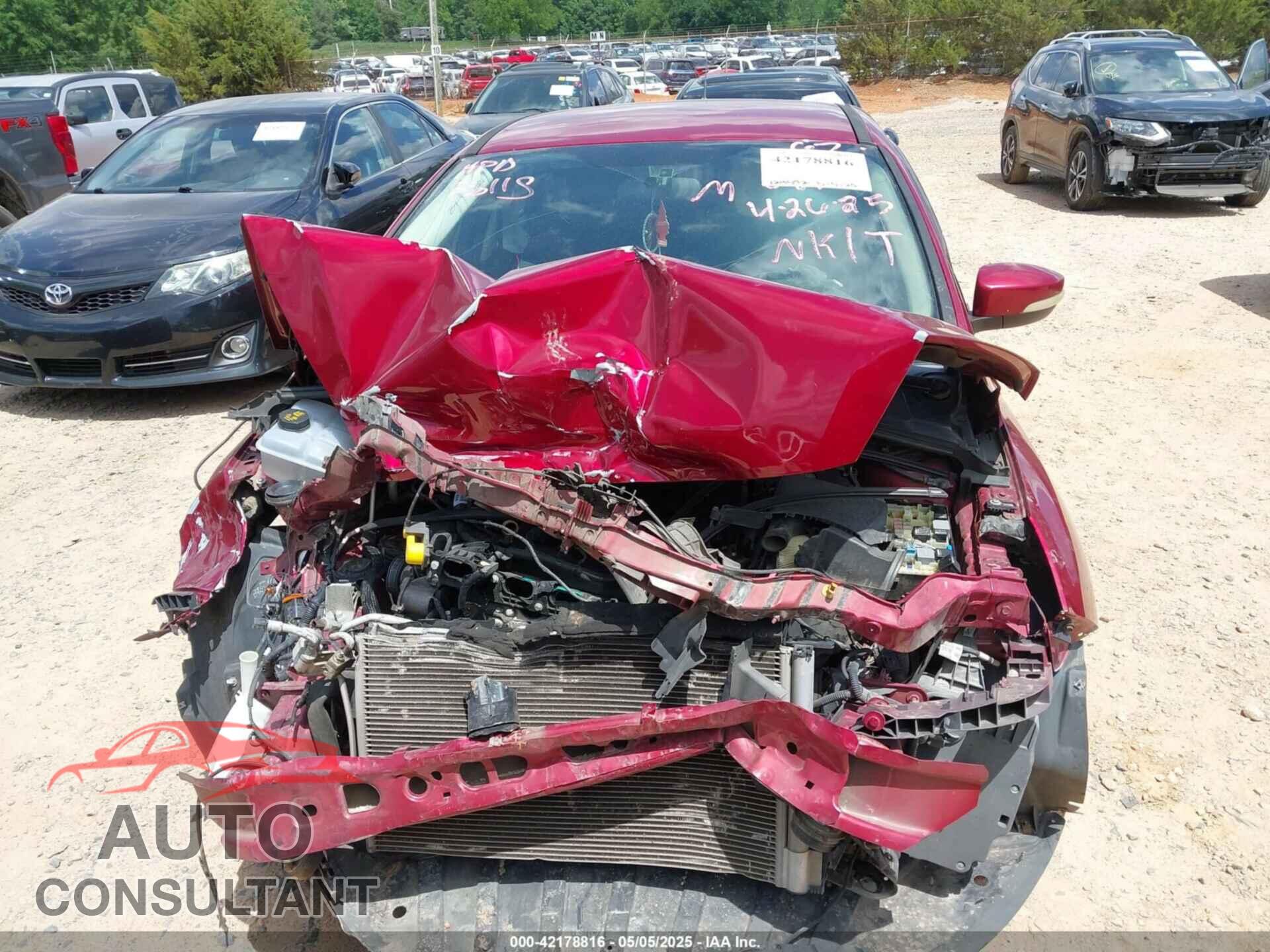 FORD FOCUS 2017 - 1FADP3K27HL340856