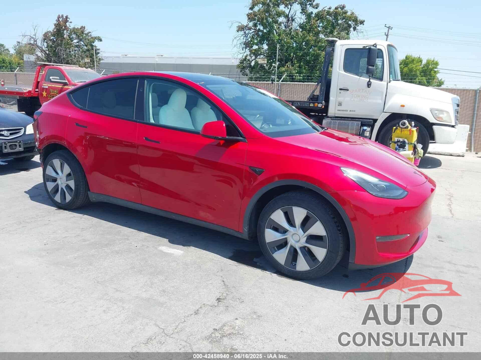 TESLA MODEL Y 2023 - 7SAYGDEE1PF884118