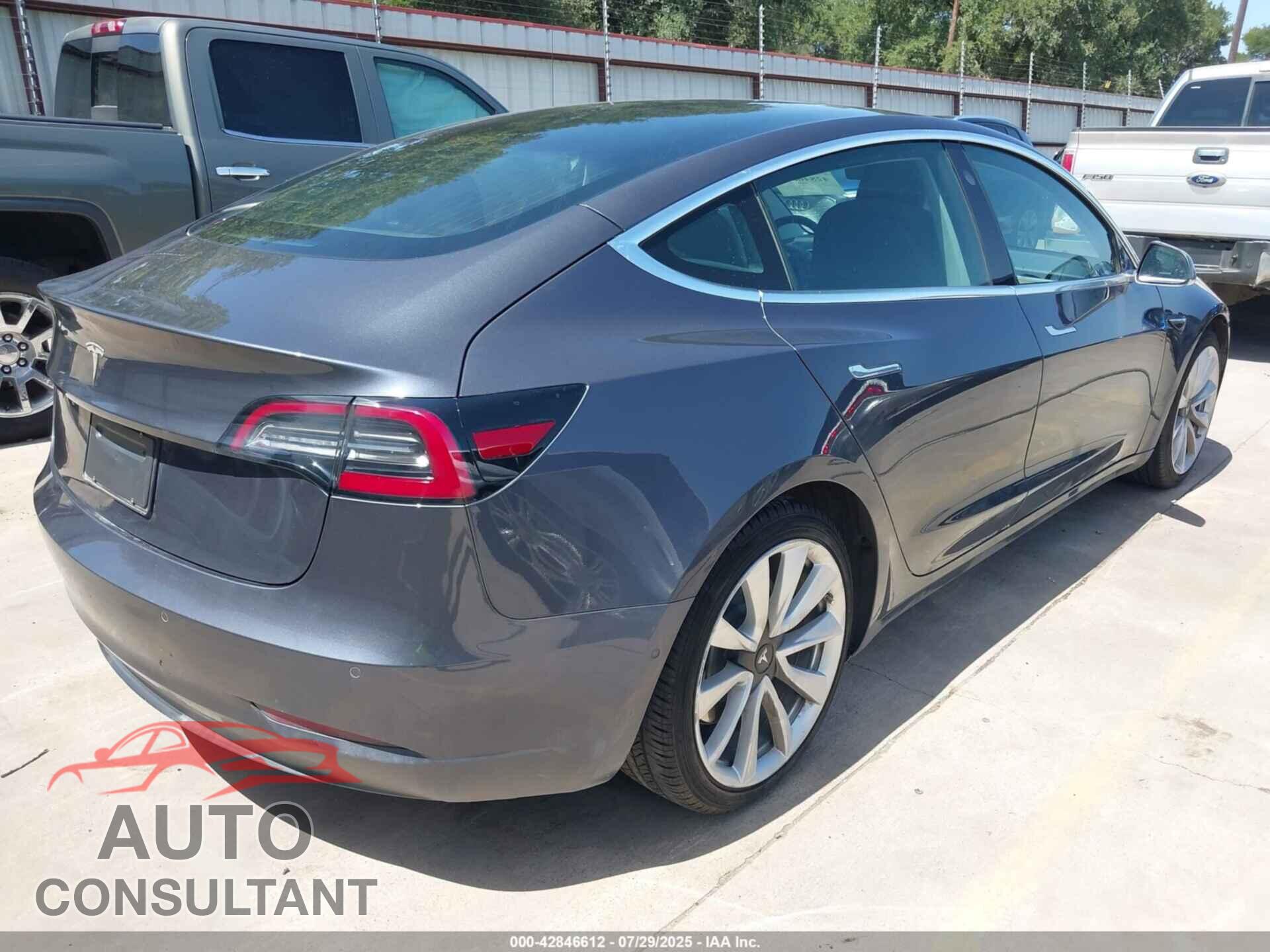 TESLA MODEL 3 2020 - 5YJ3E1EA1LF802276
