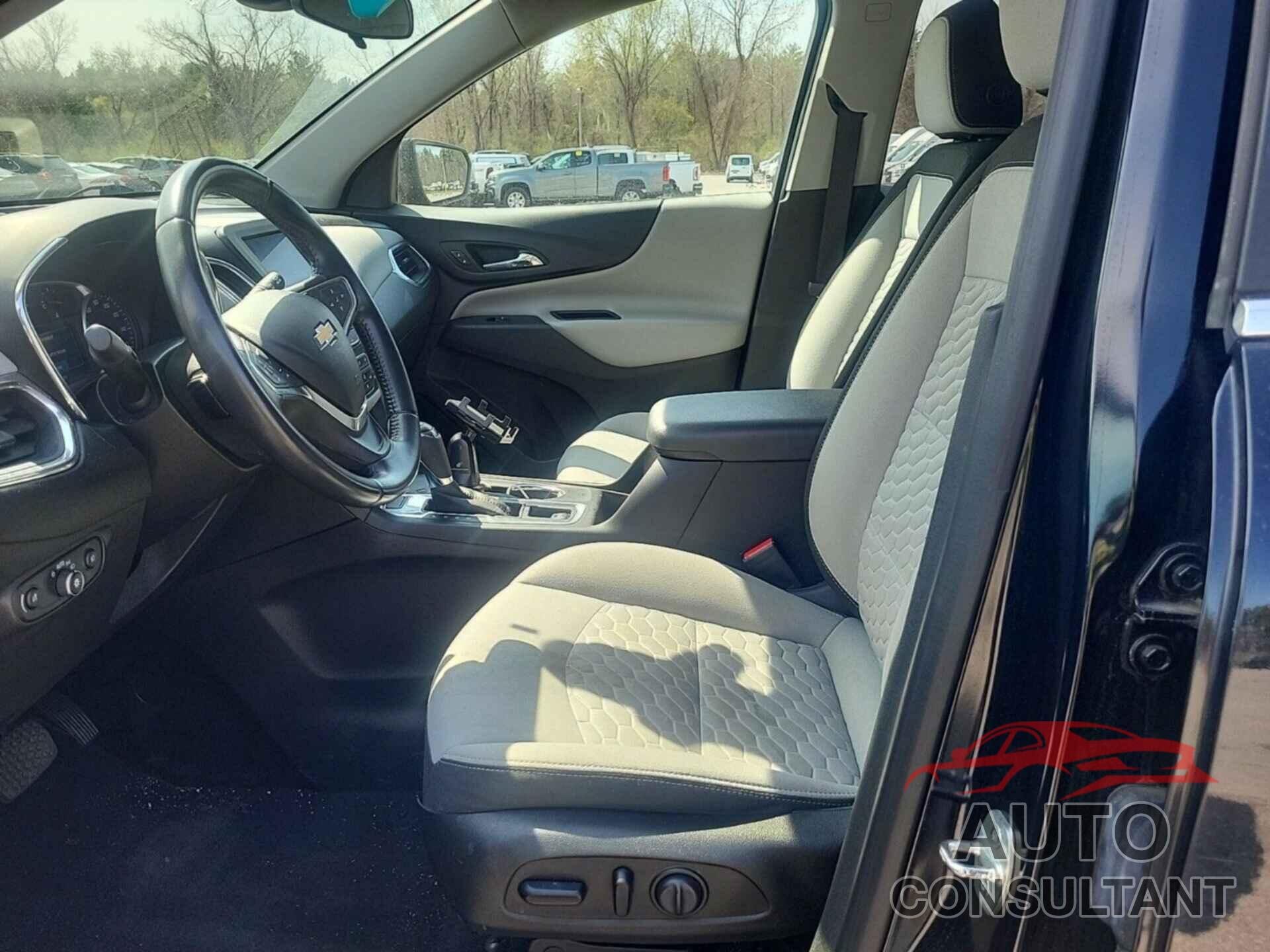 CHEVROLET EQUINOX 2021 - 2GNAXTEV6M6105894