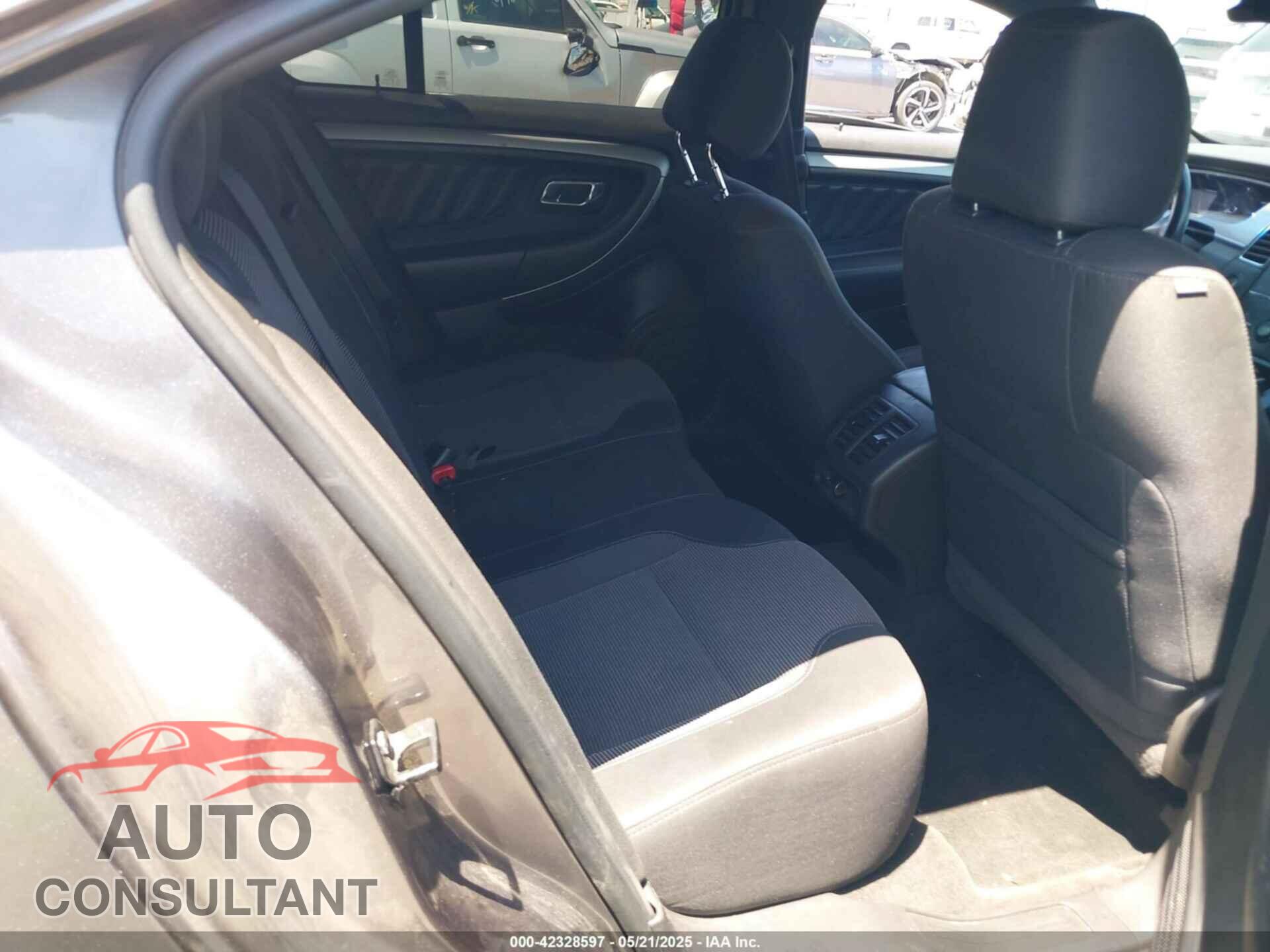 FORD TAURUS 2013 - 1FAHP2E88DG178170