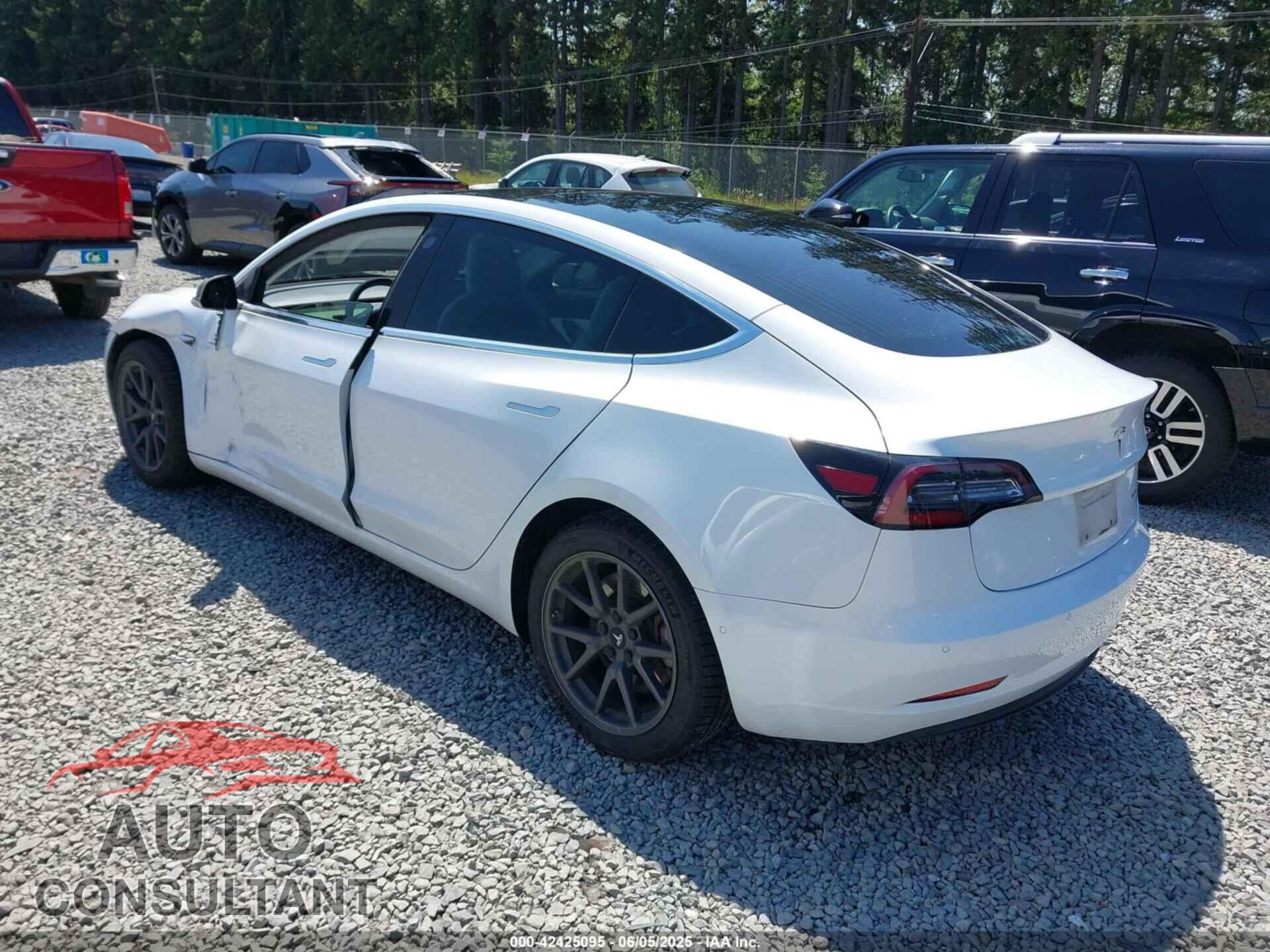 TESLA MODEL 3 2018 - 5YJ3E1EB2JF086364