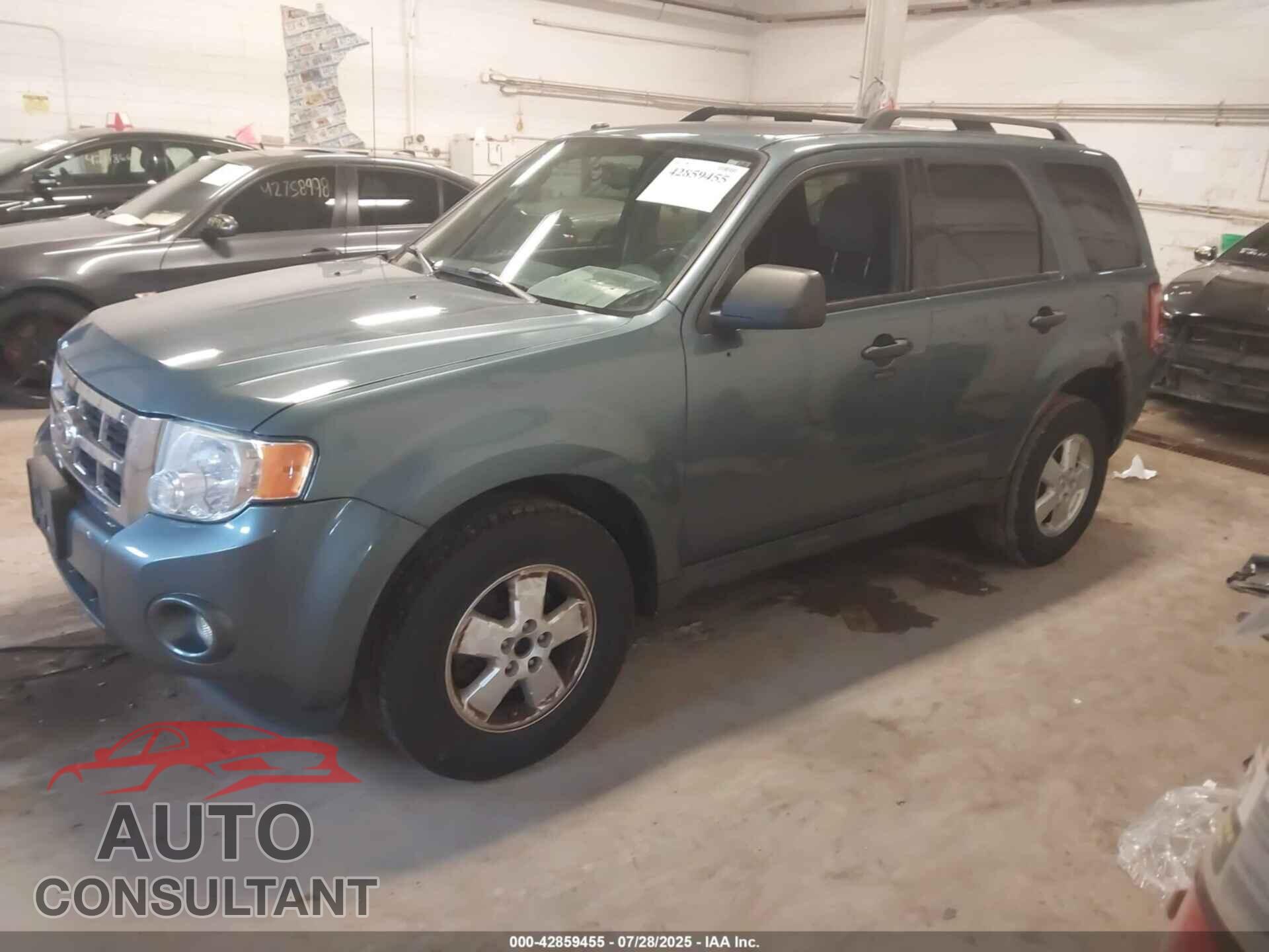 FORD ESCAPE 2011 - 1FMCU0D77BKA74513