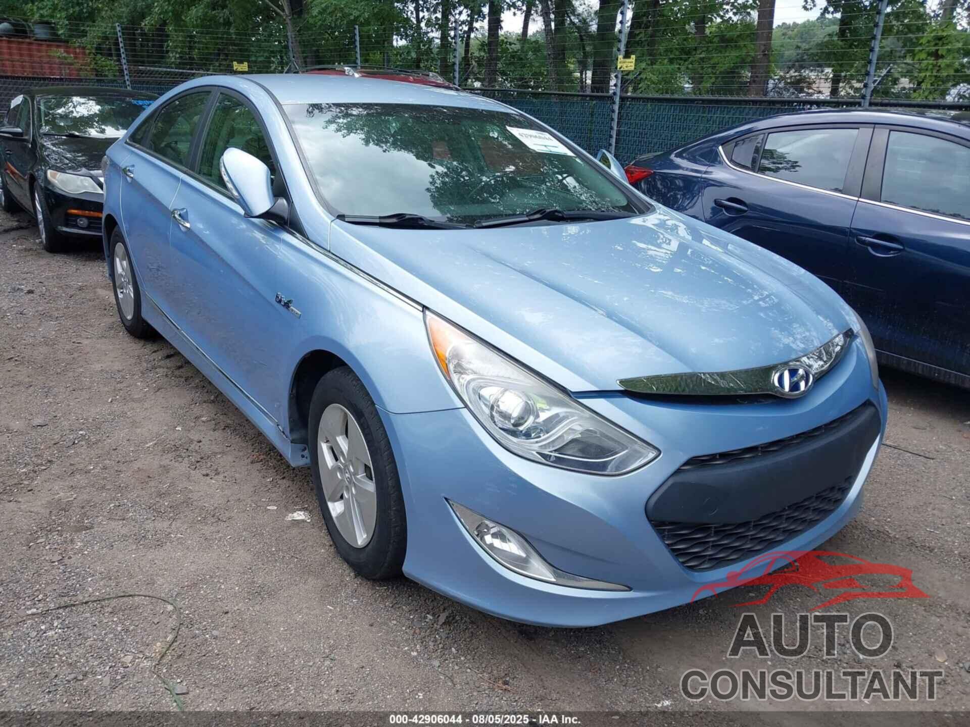 HYUNDAI SONATA HYBRID 2012 - KMHEC4A48CA054307