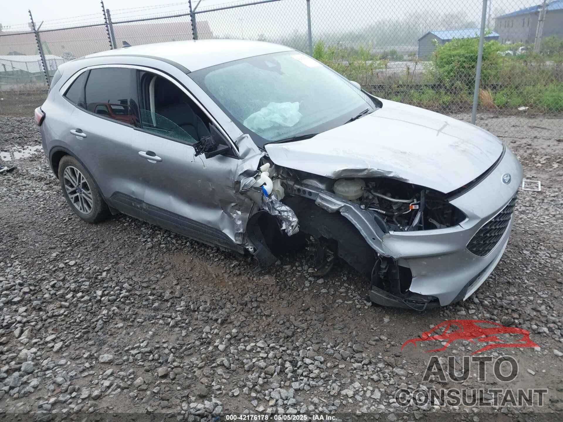 FORD ESCAPE 2022 - 1FMCU9H94NUA10776