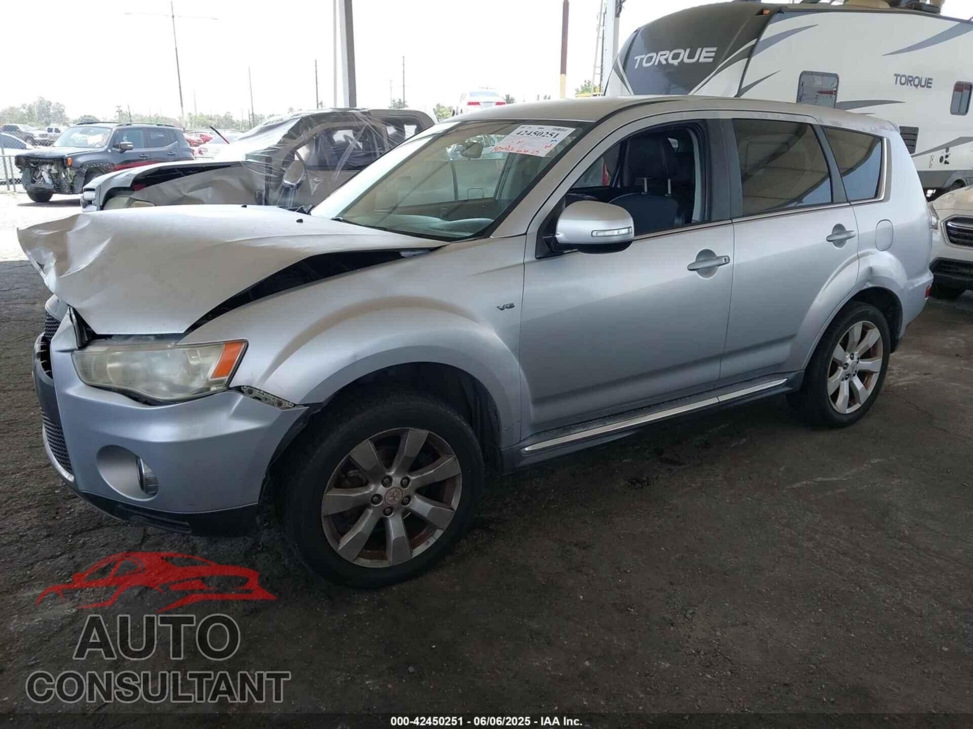 MITSUBISHI OUTLANDER 2011 - JA4JS4AX2BU033668