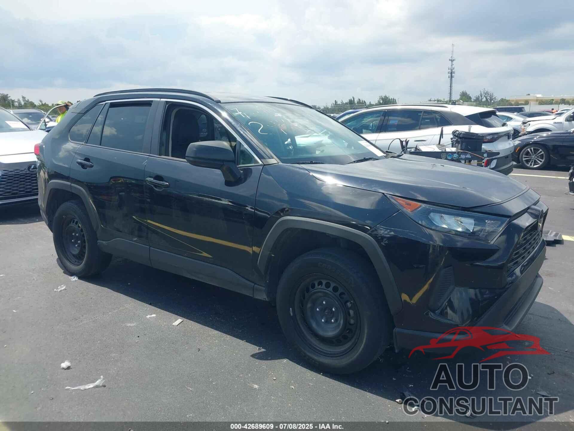 TOYOTA RAV4 2021 - 2T3H1RFVXMC112945