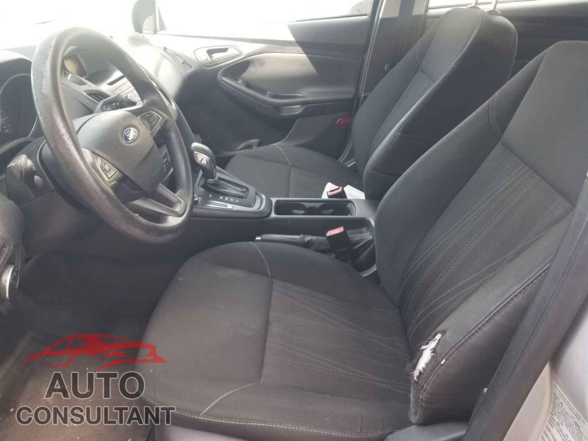 FORD FOCUS 2016 - 1FADP3E22GL366193