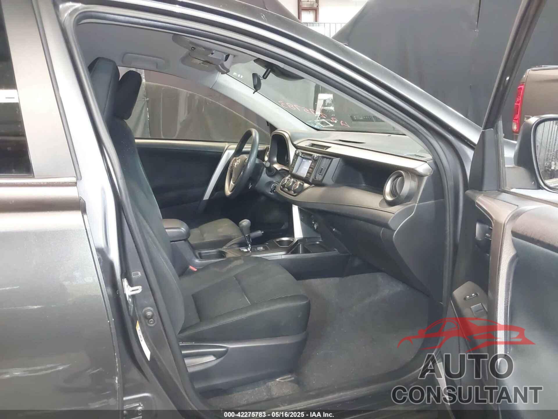 TOYOTA RAV4 2018 - JTMBFREVXJJ732745