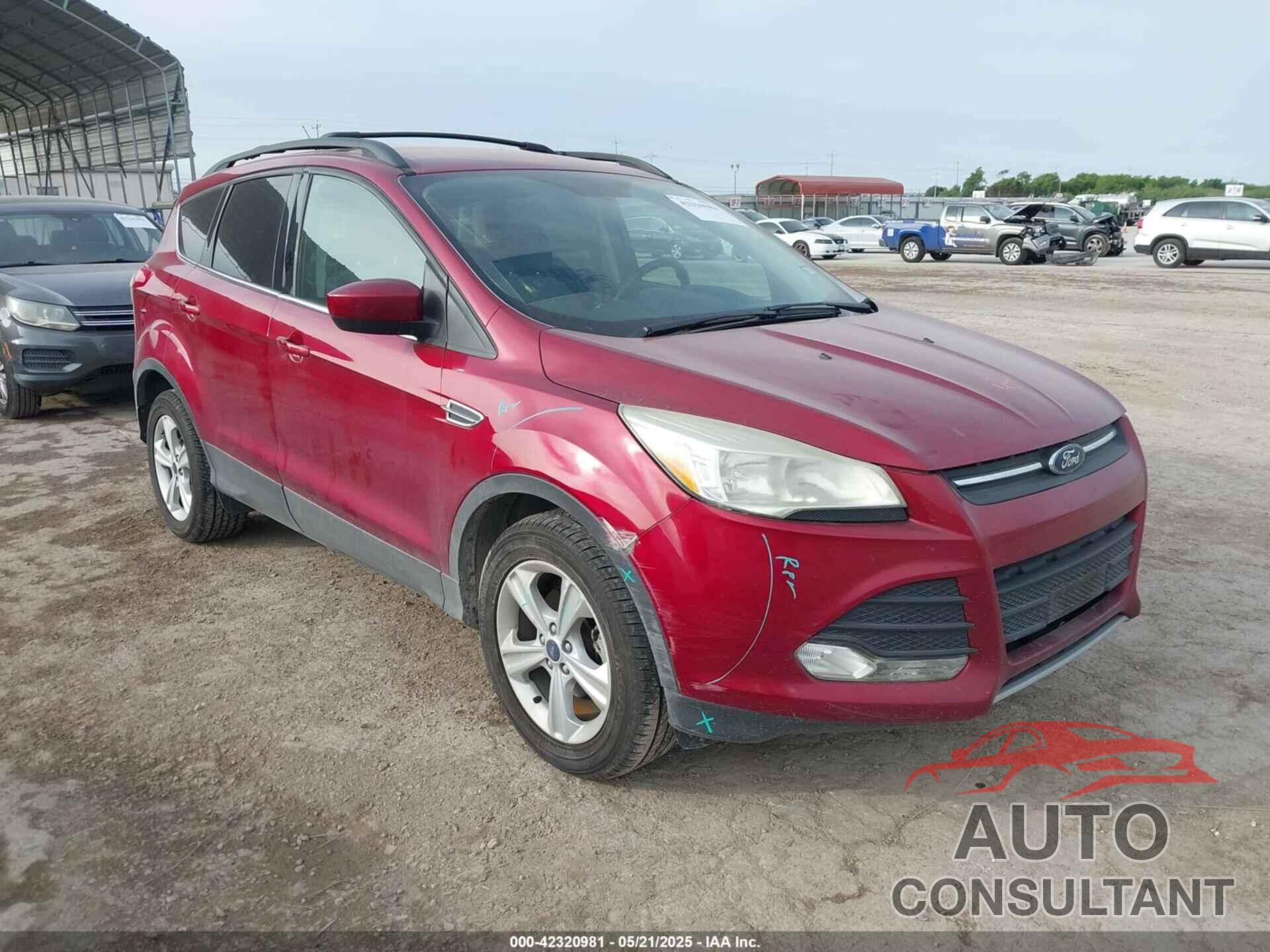 FORD ESCAPE 2015 - 1FMCU0G78FUB80717