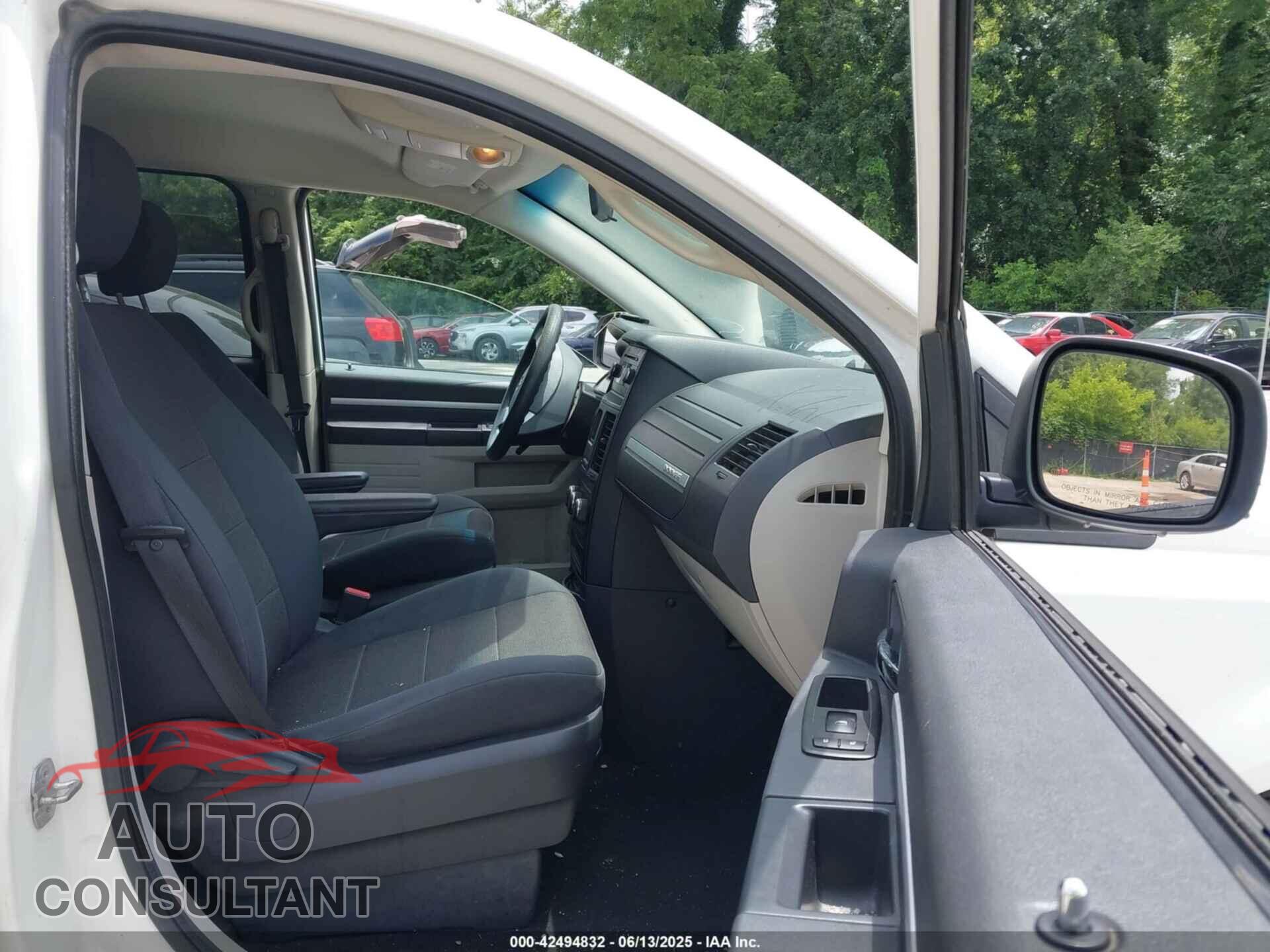 DODGE GRAND CARAVAN 2009 - 2D8HN44E39R687352