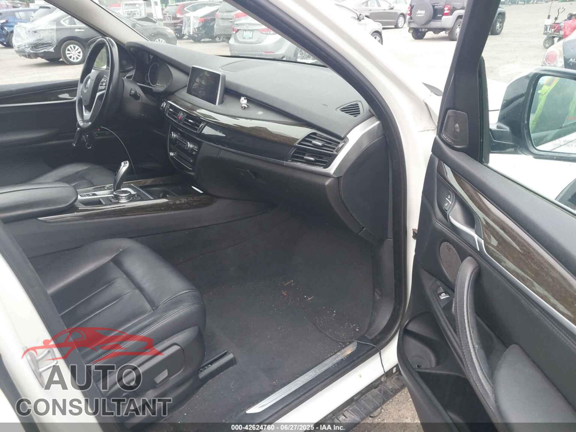 BMW X5 2015 - 5UXKR0C54F0P02027