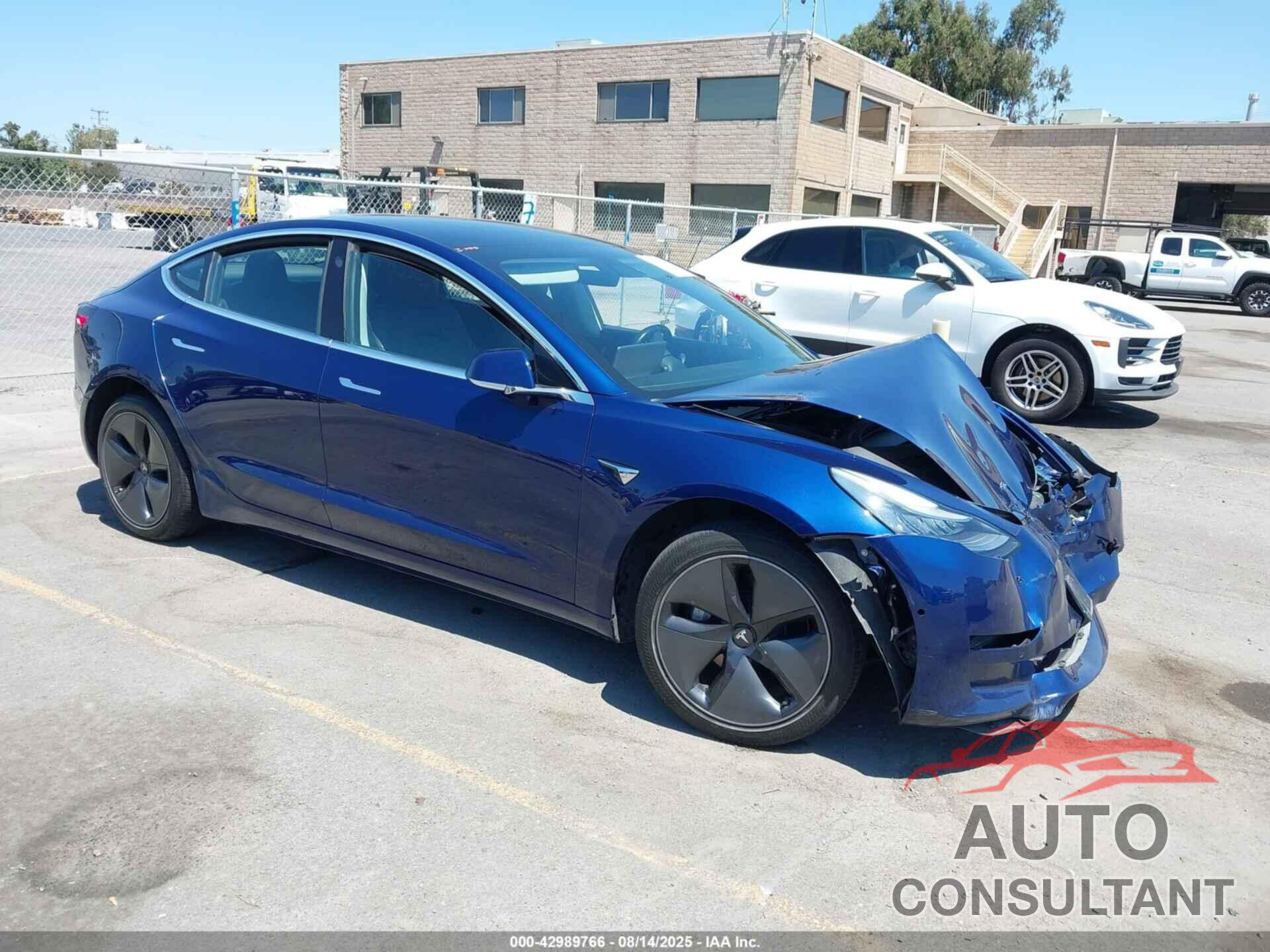TESLA MODEL 3 2018 - 5YJ3E1EB8JF105256
