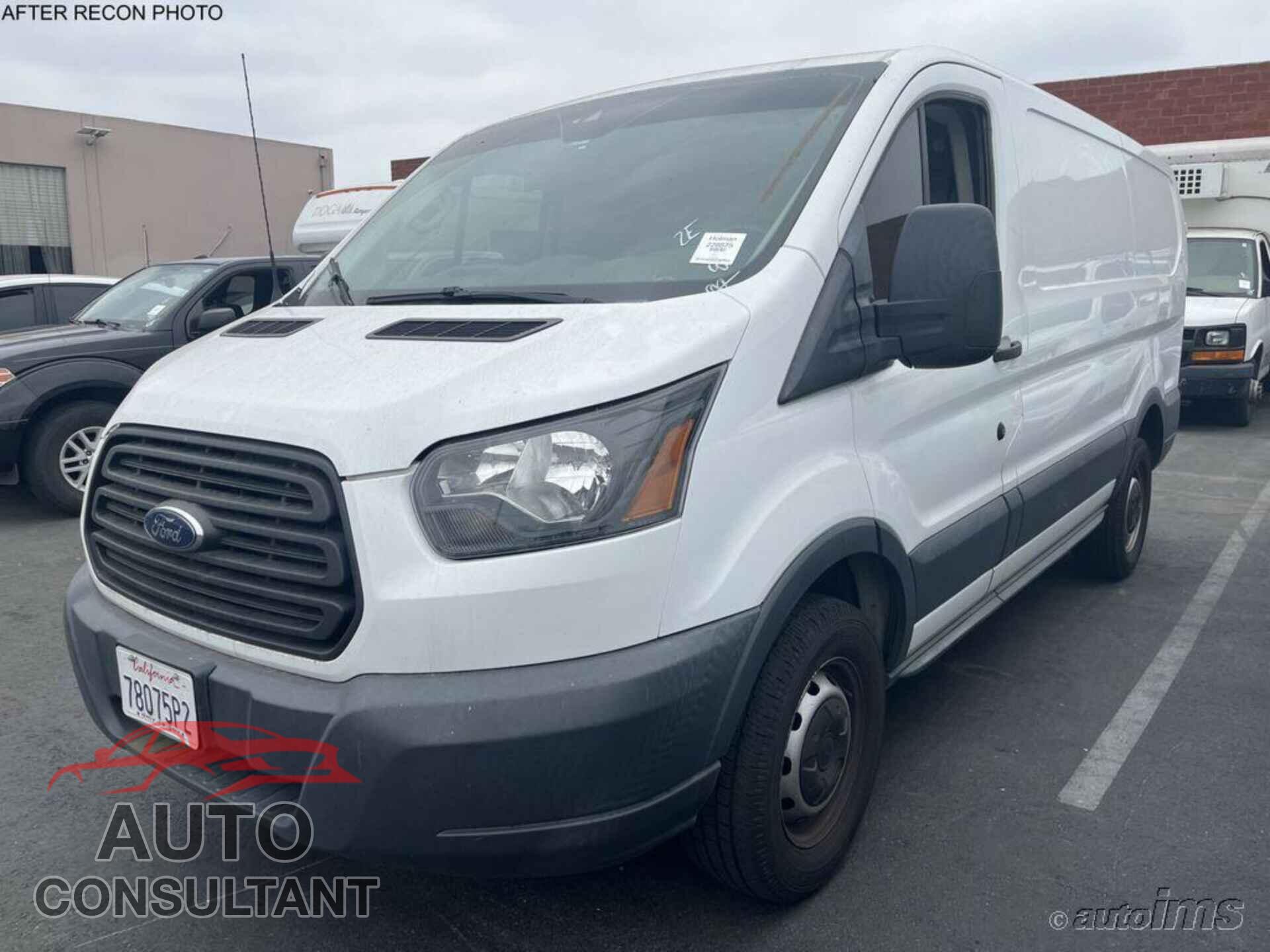 FORD TRANSIT 2018 - 1FTYR1YM8JKB41085