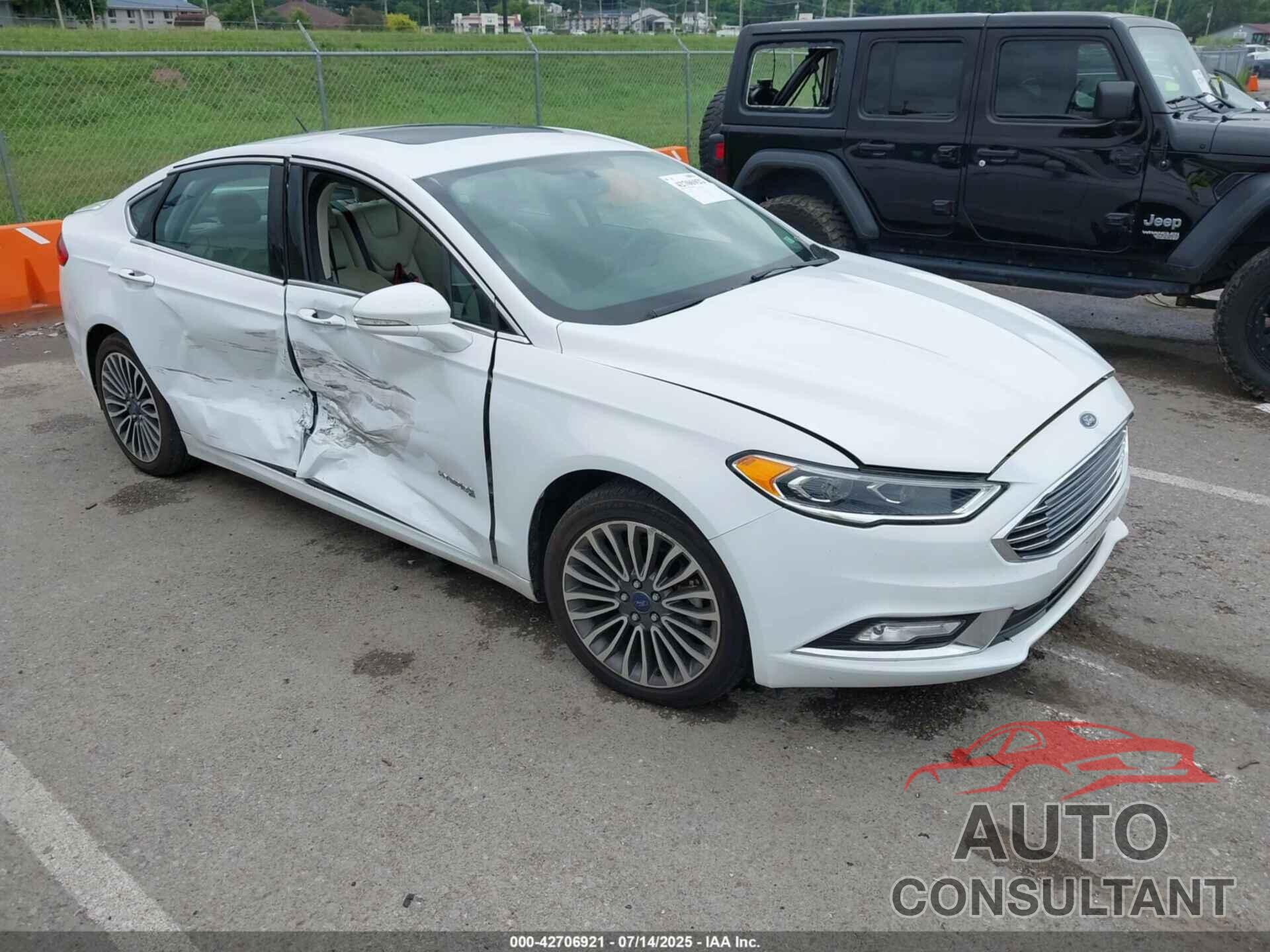 FORD FUSION HYBRID 2017 - 3FA6P0RU1HR233107