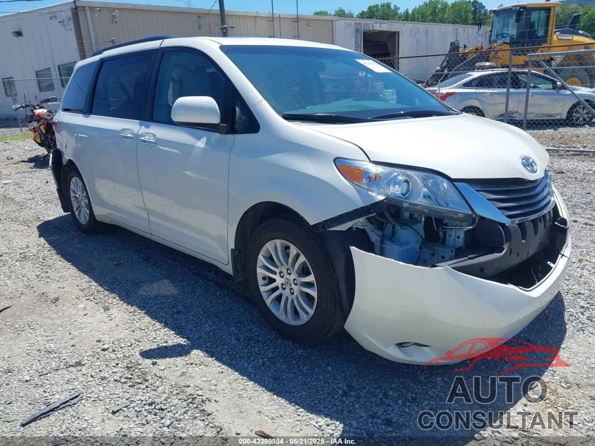 TOYOTA SIENNA 2015 - 5TDYK3DC6FS652923