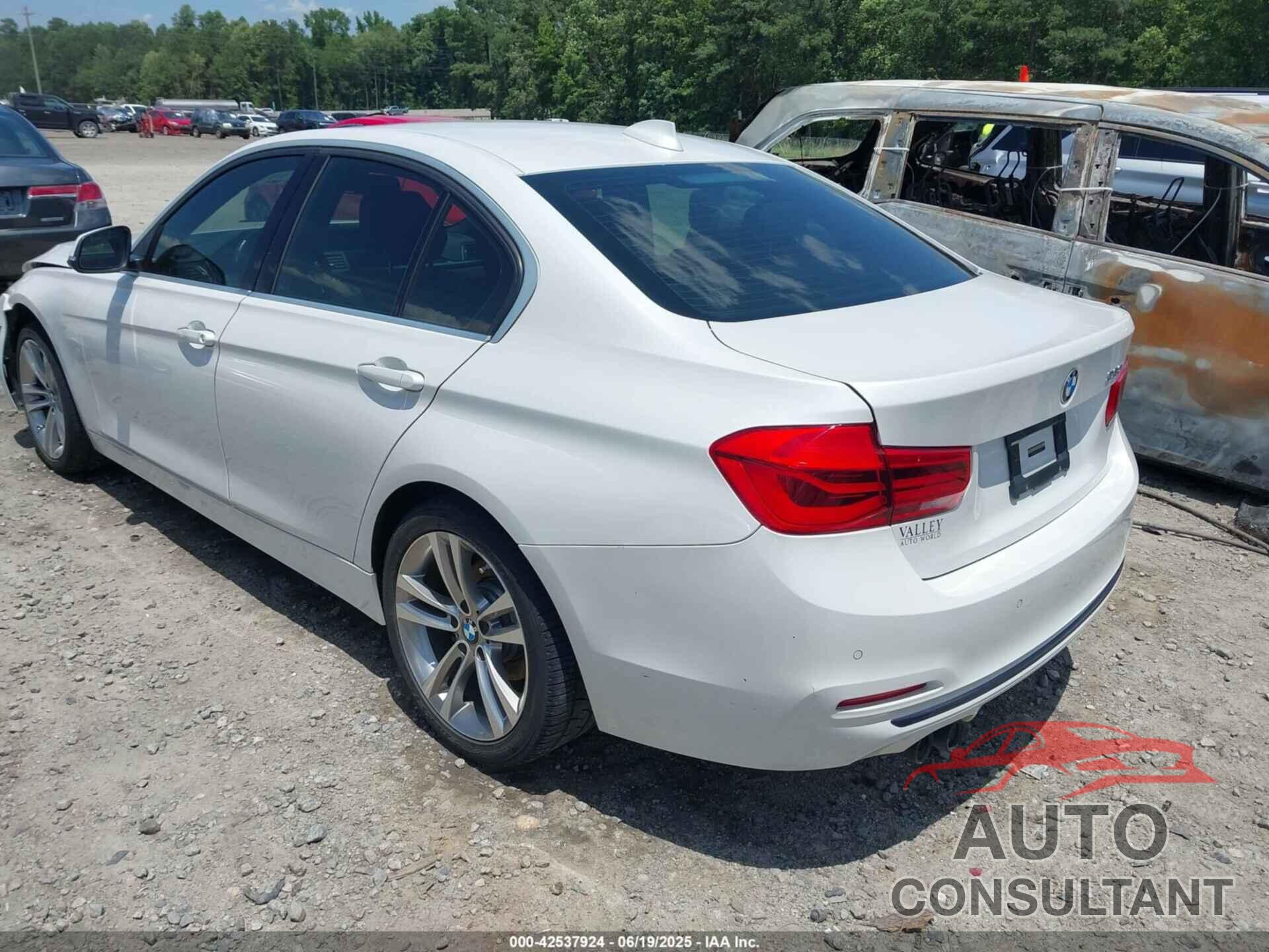 BMW 330I 2018 - WBA8B9G55JNU98085