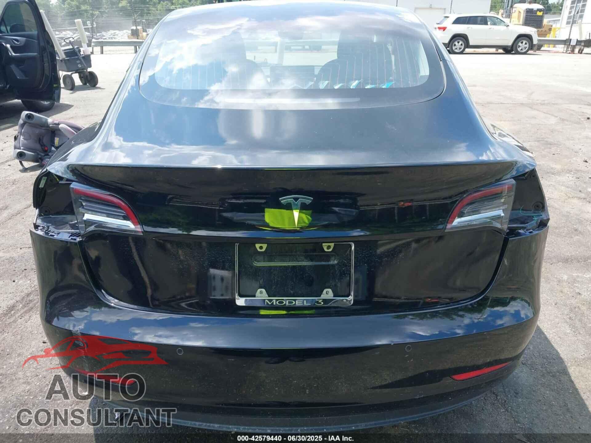 TESLA MODEL 3 2018 - 5YJ3E1EA4JF166045