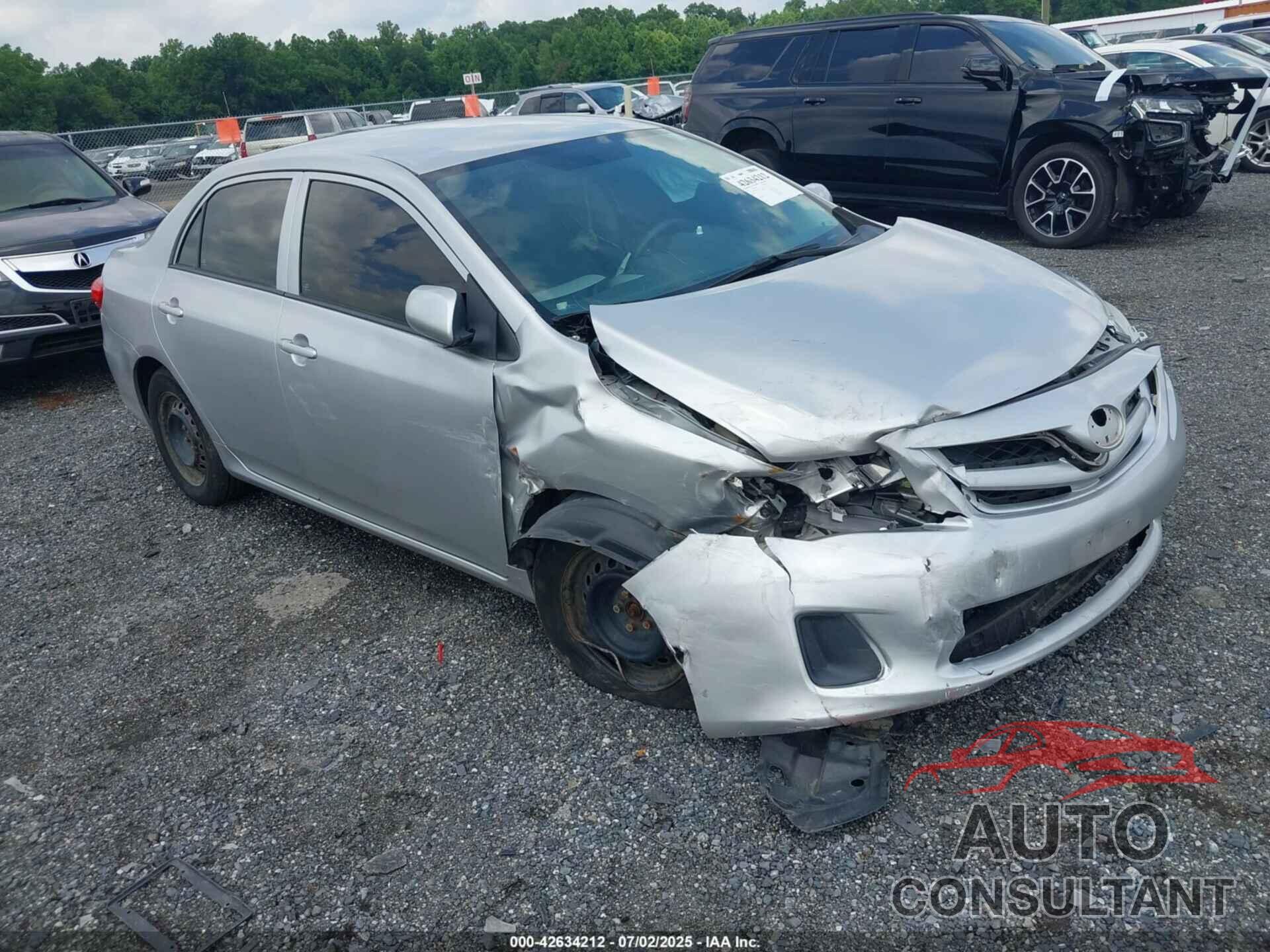 TOYOTA COROLLA 2013 - 2T1BU4EE8DC098652