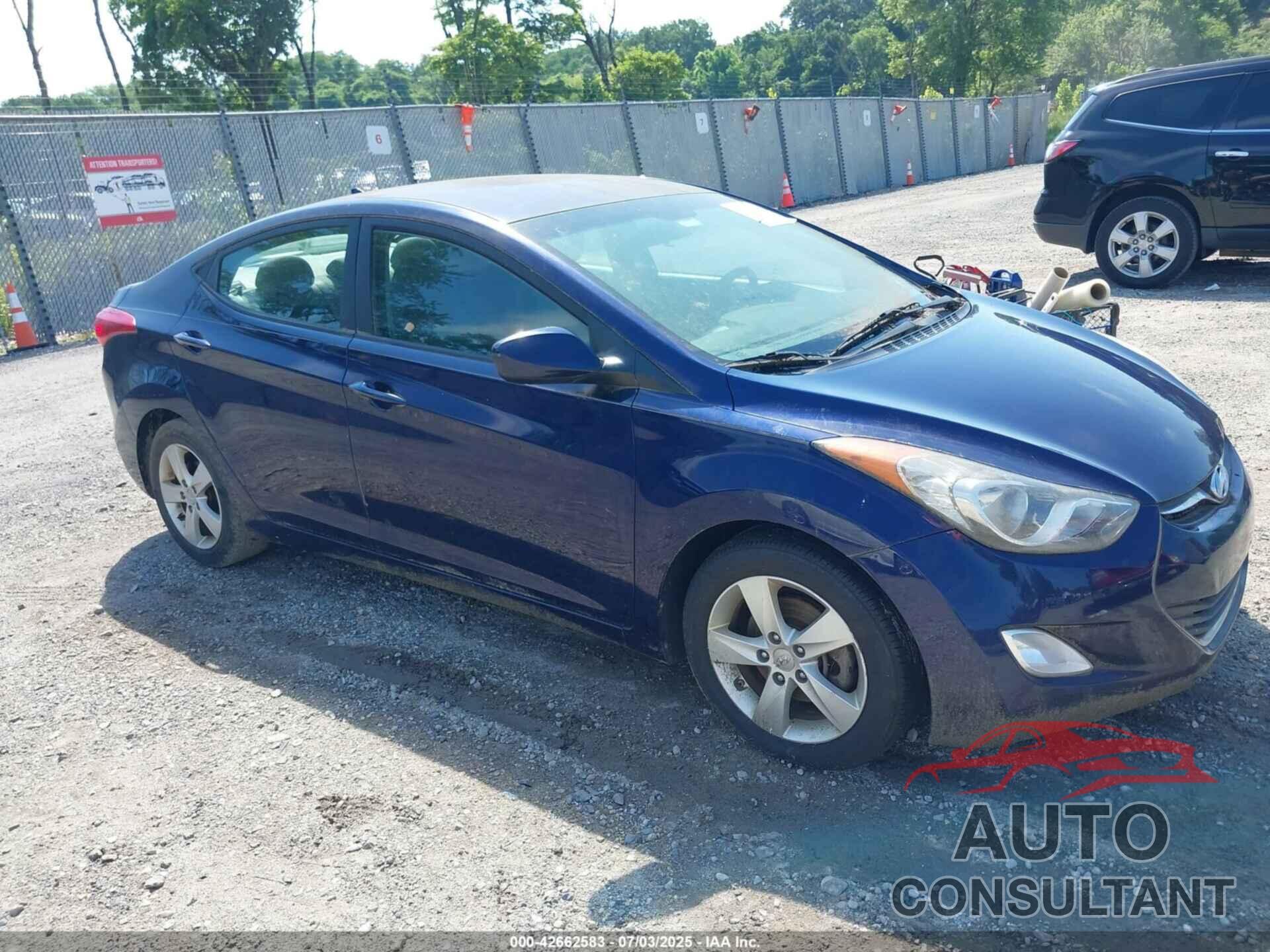 HYUNDAI ELANTRA 2013 - 5NPDH4AE8DH436406