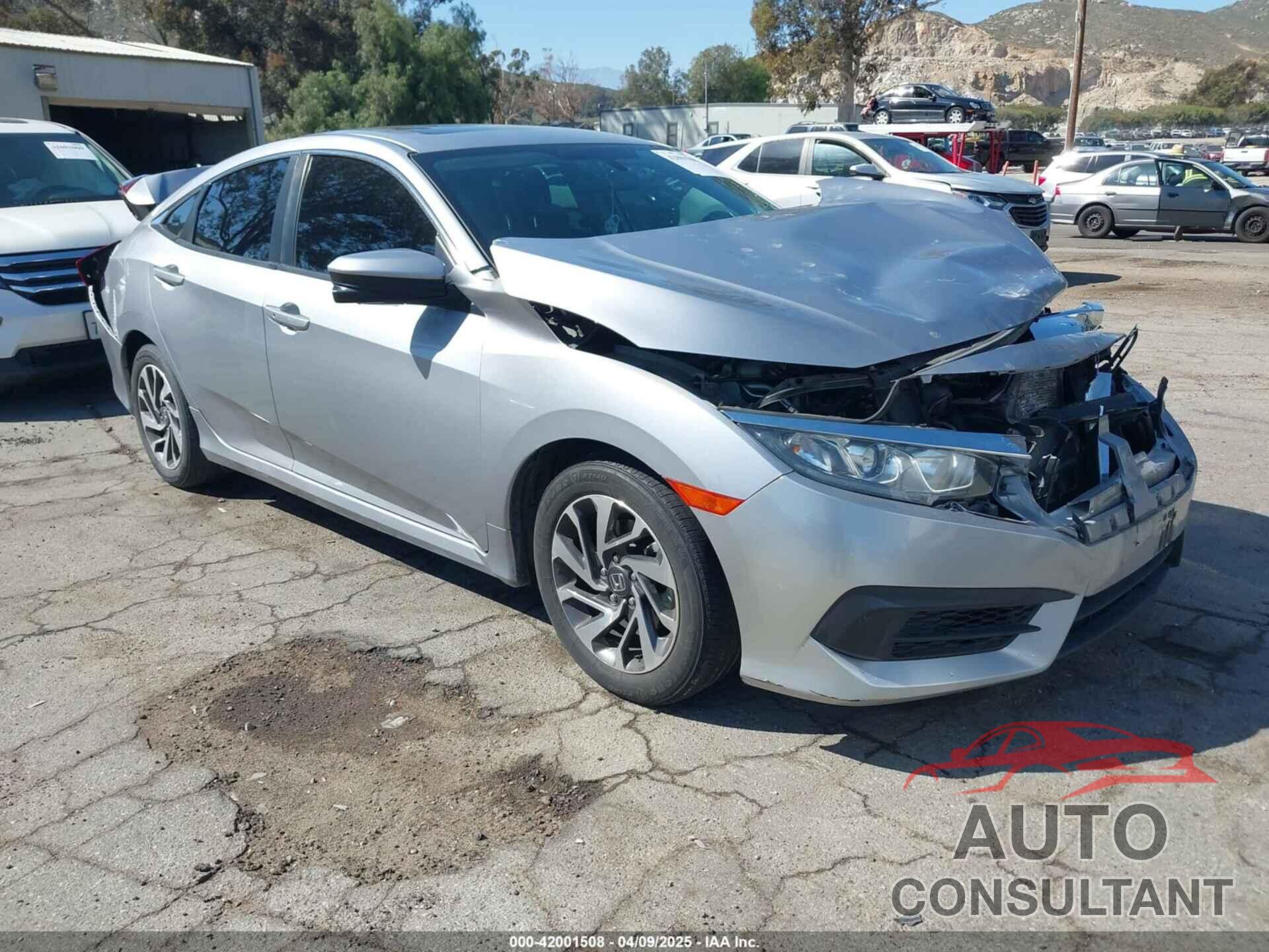 HONDA CIVIC 2018 - 2HGFC2F79JH507818