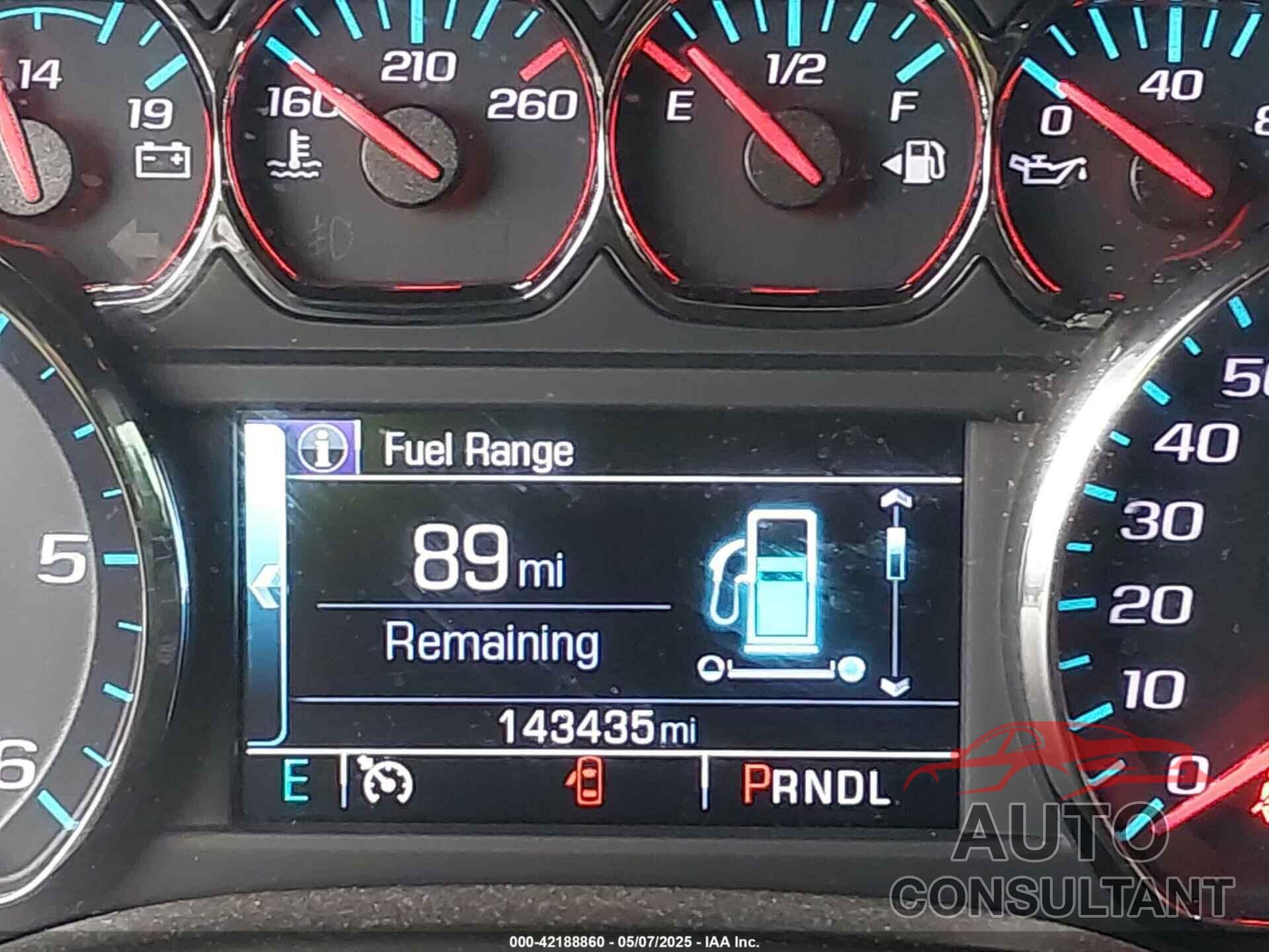 CHEVROLET SUBURBAN 2019 - 1GNSKHKCXKR405555