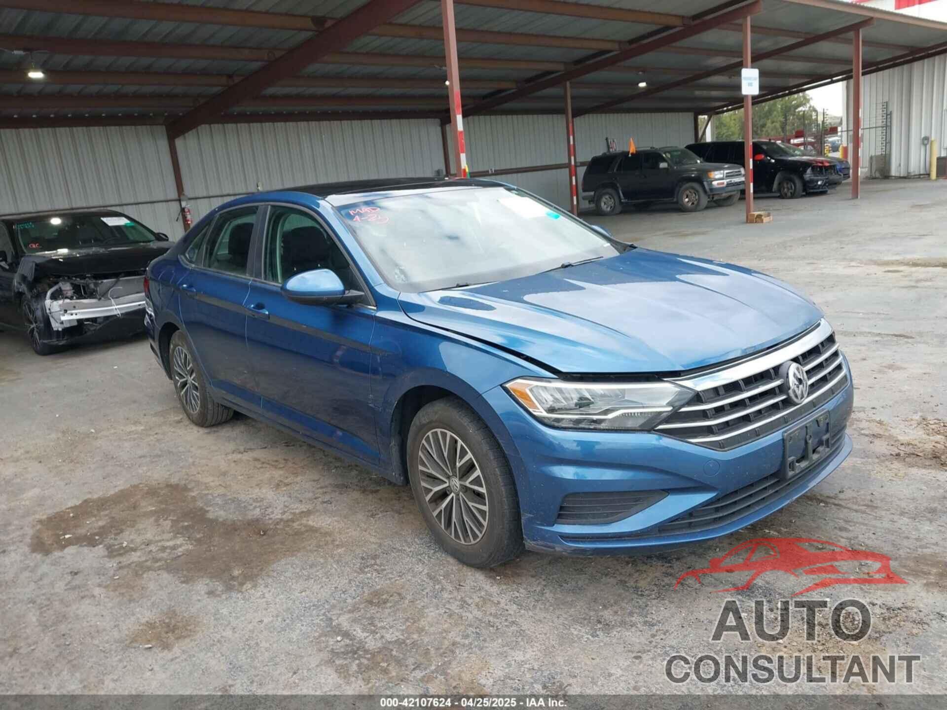 VOLKSWAGEN JETTA 2019 - 3VWC57BU4KM182337
