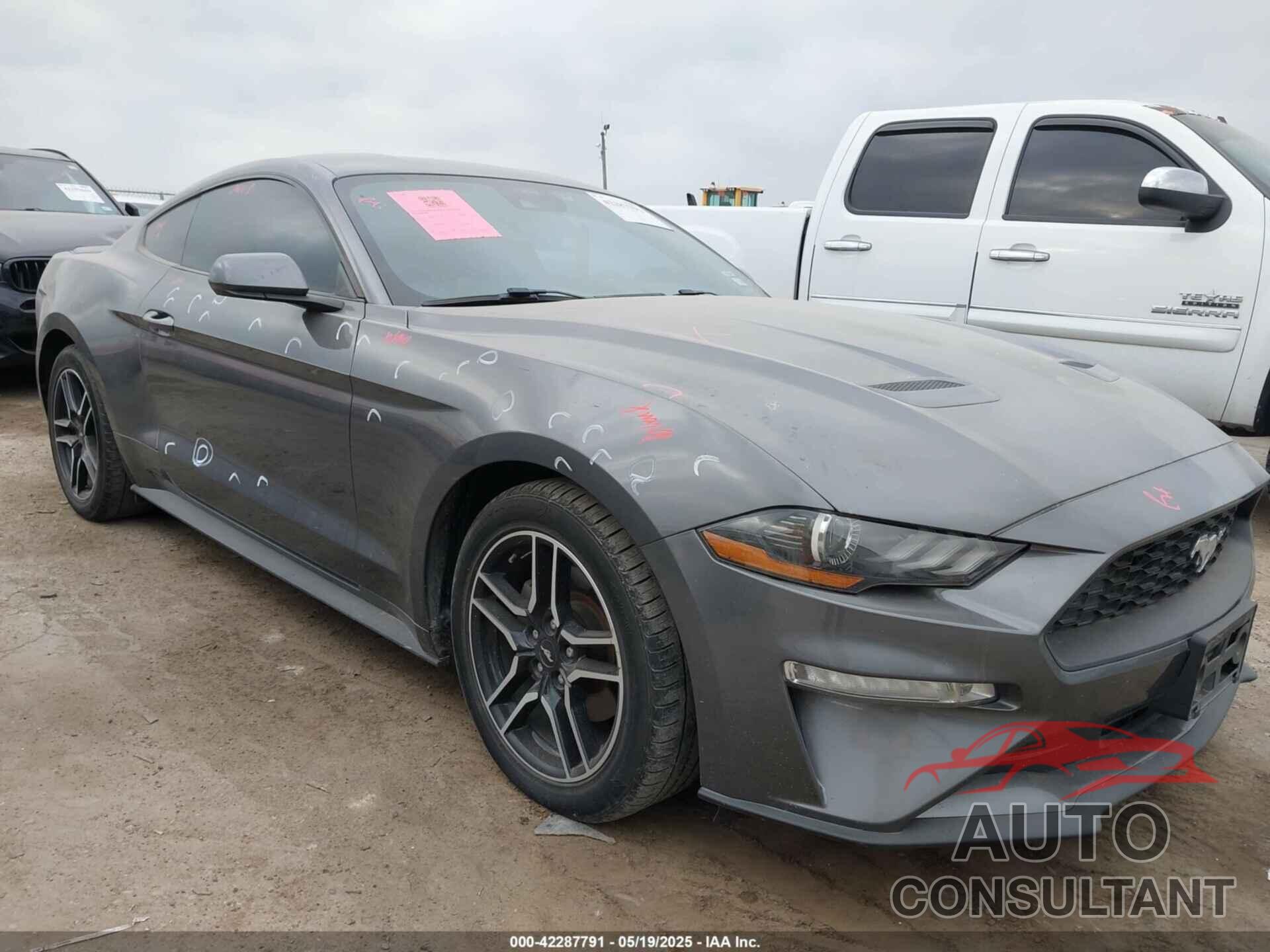 FORD MUSTANG 2021 - 1FA6P8TH0M5115864