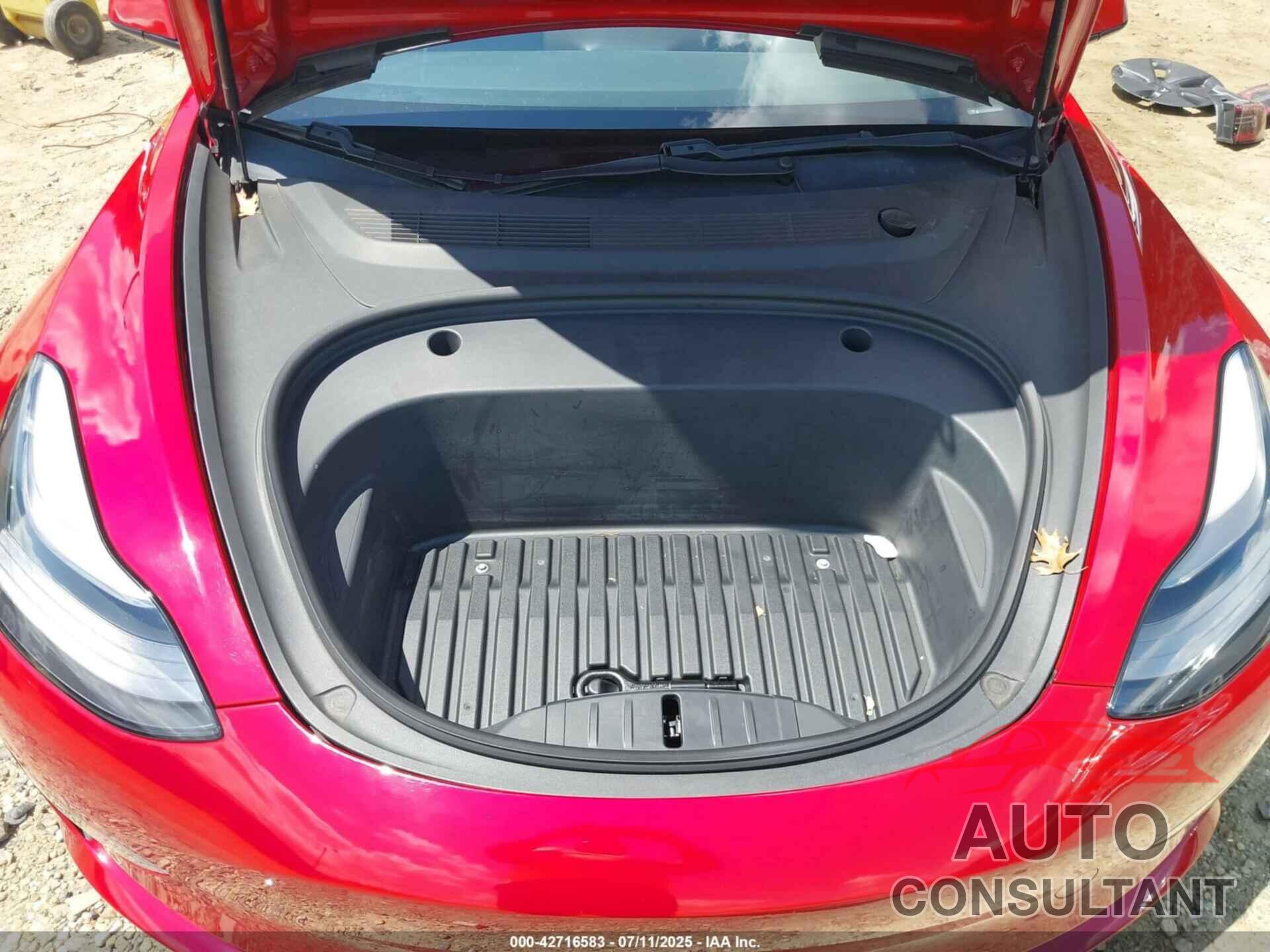 TESLA MODEL 3 2021 - 5YJ3E1EBXMF045100