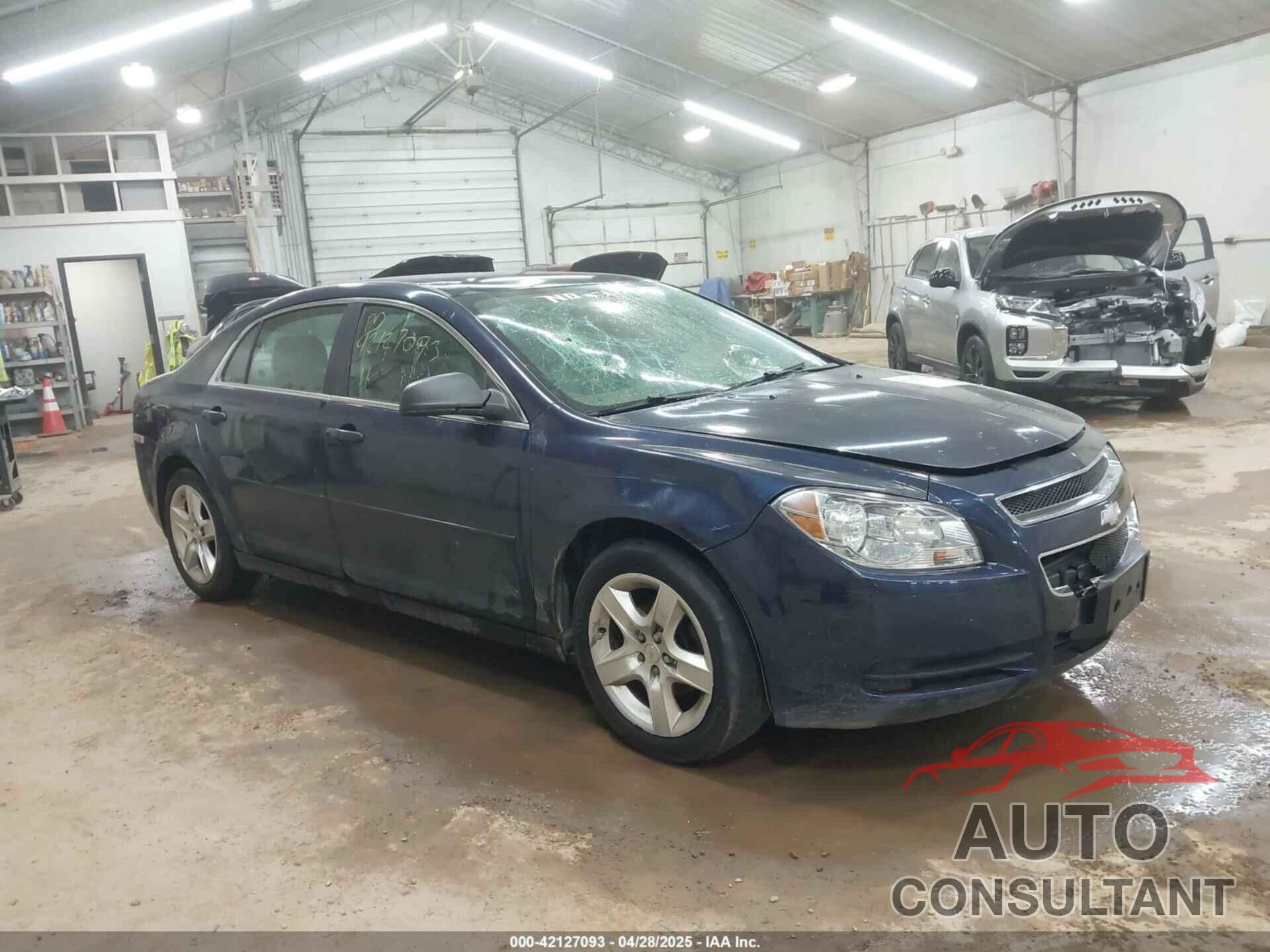 CHEVROLET MALIBU 2011 - 1G1ZB5E16BF205749