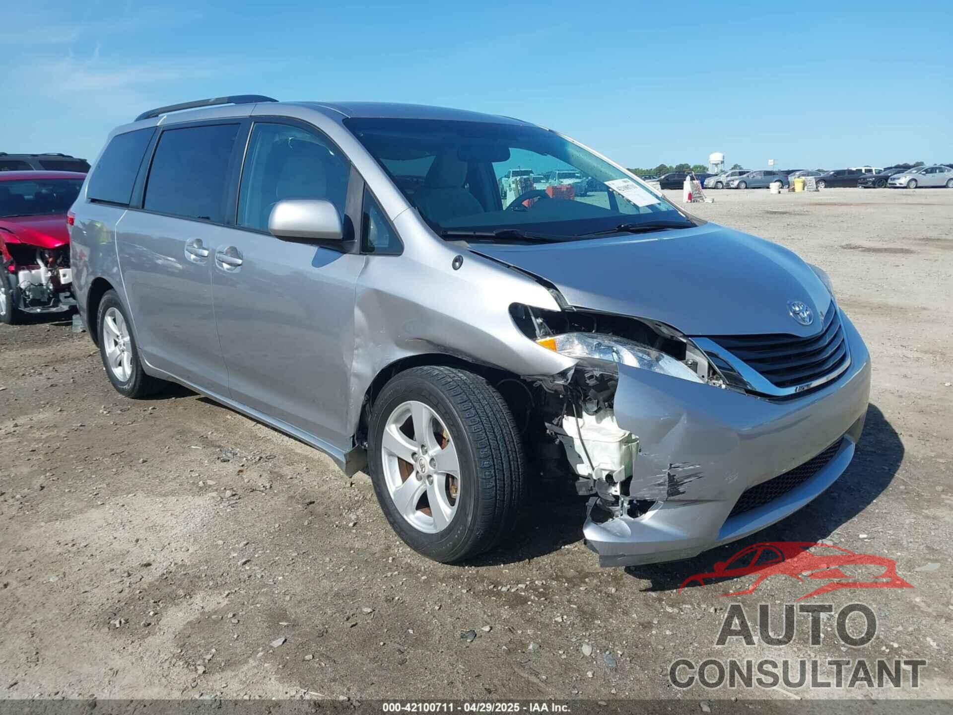 TOYOTA SIENNA 2012 - 5TDKK3DC5CS207090