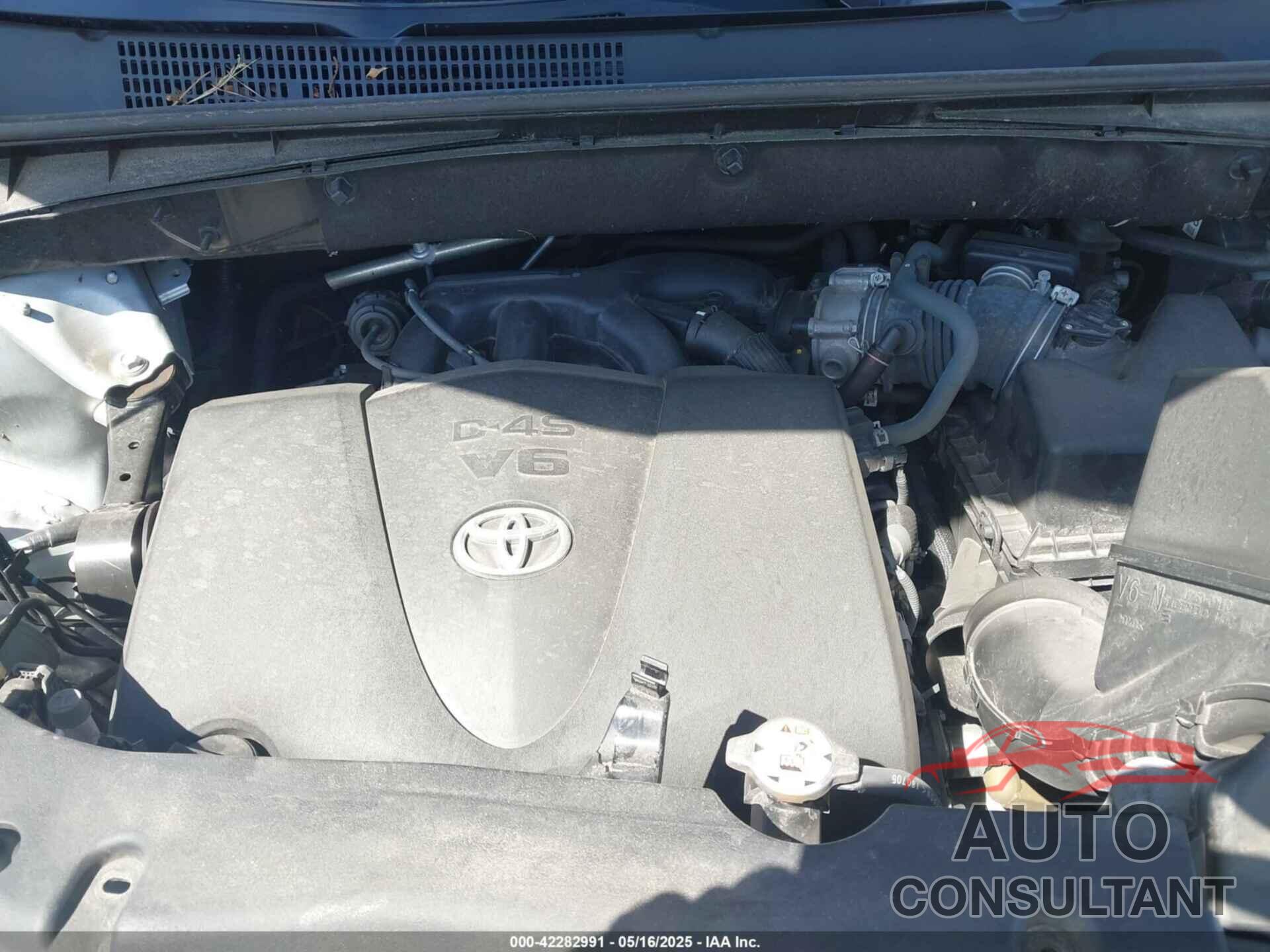 TOYOTA HIGHLANDER 2019 - 5TDJZRFH5KS570670
