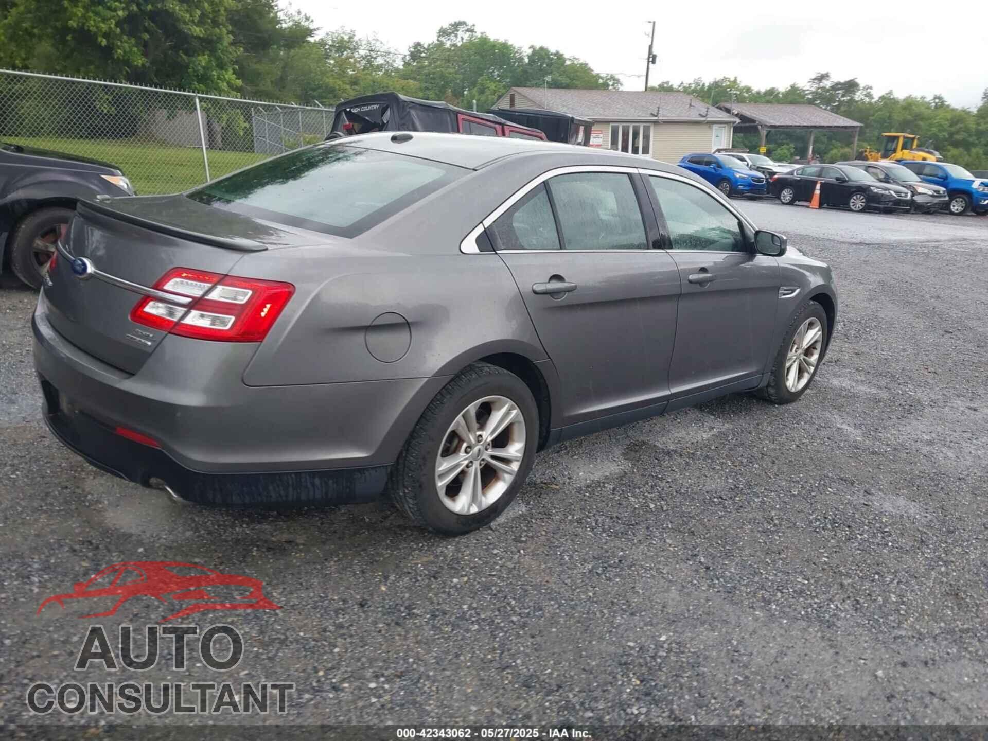 FORD TAURUS 2013 - 1FAHP2E82DG220722
