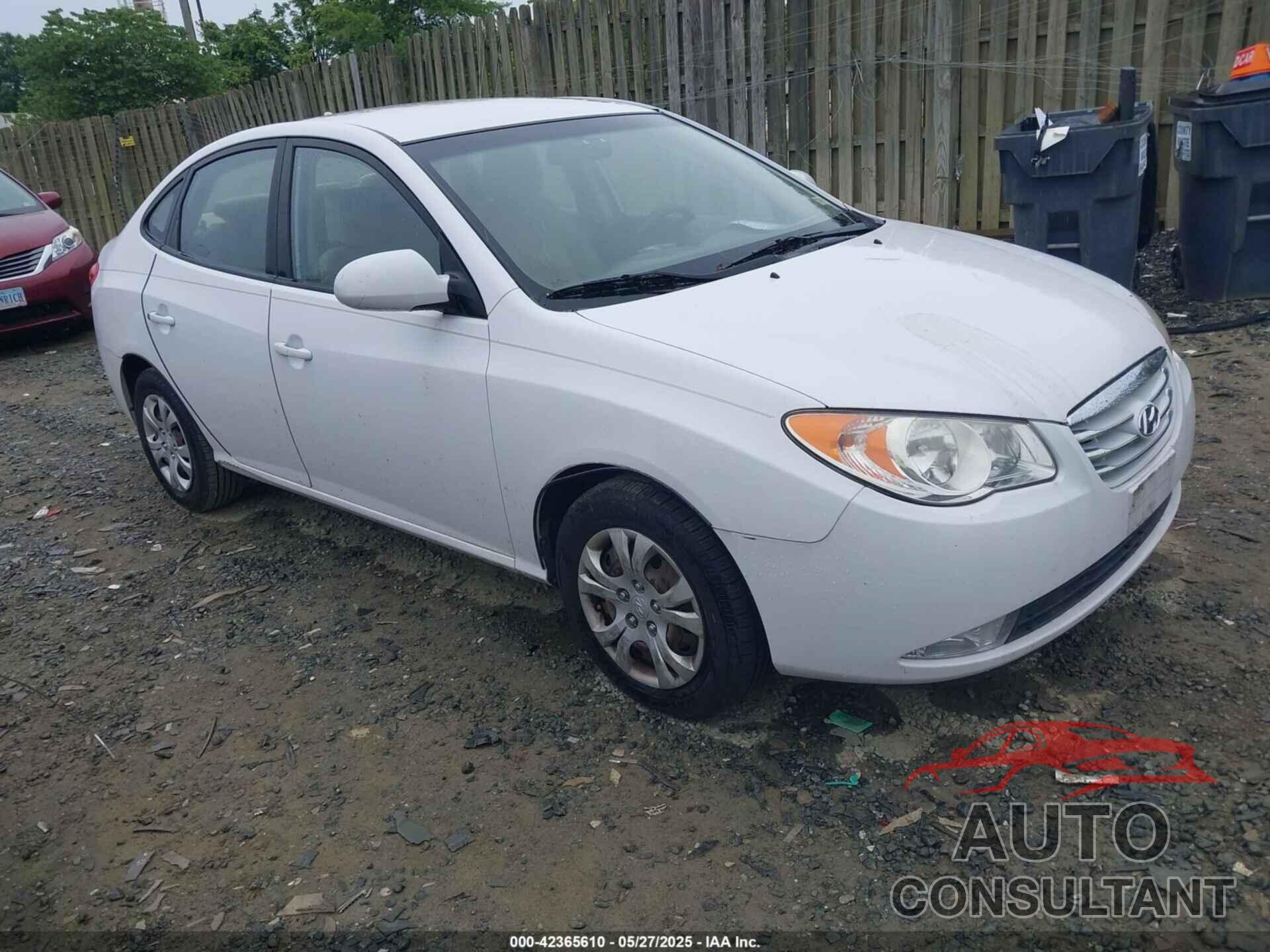 HYUNDAI ELANTRA 2010 - KMHDU4AD1AU109622