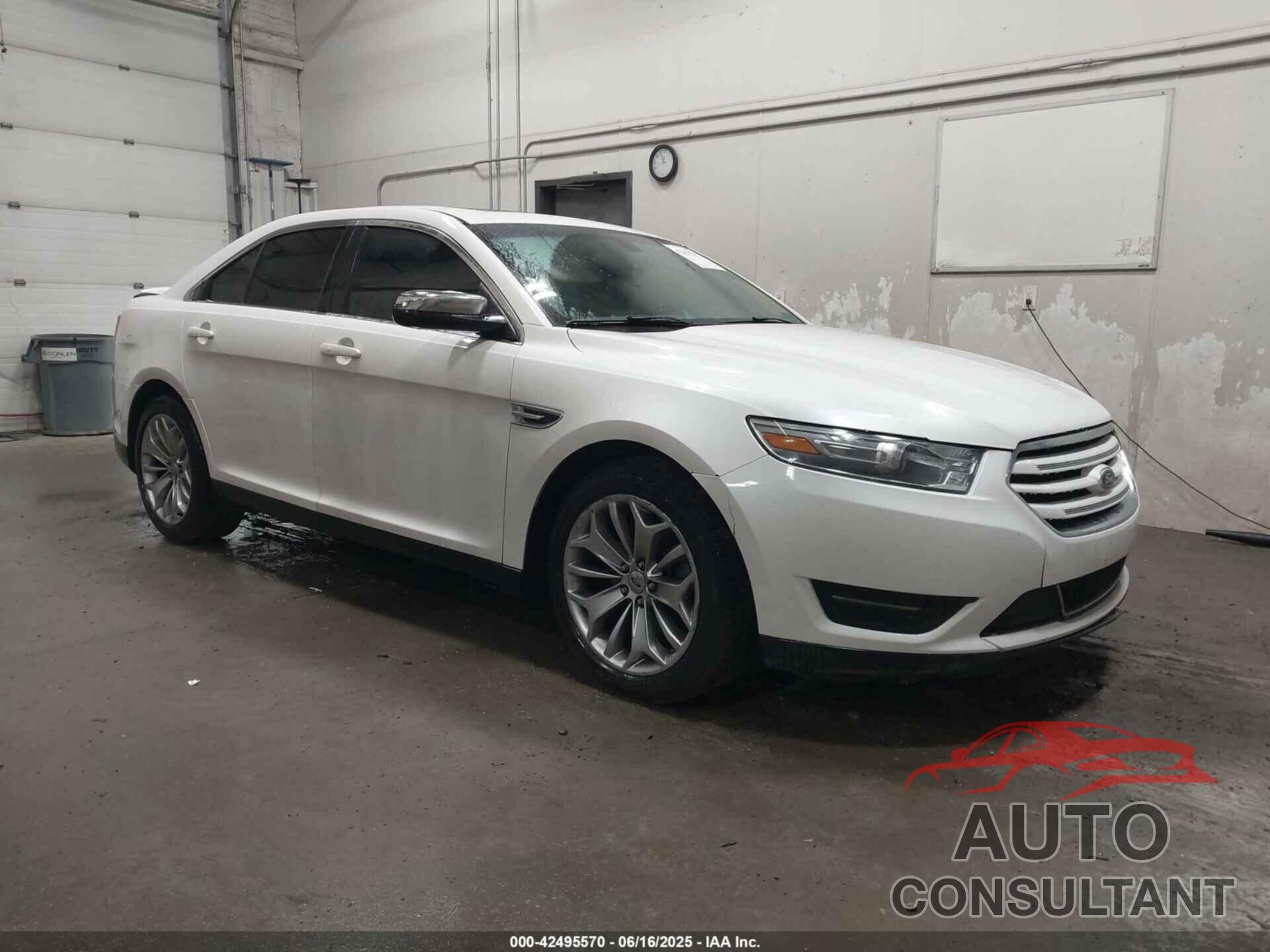 FORD TAURUS 2013 - 1FAHP2J84DG117646