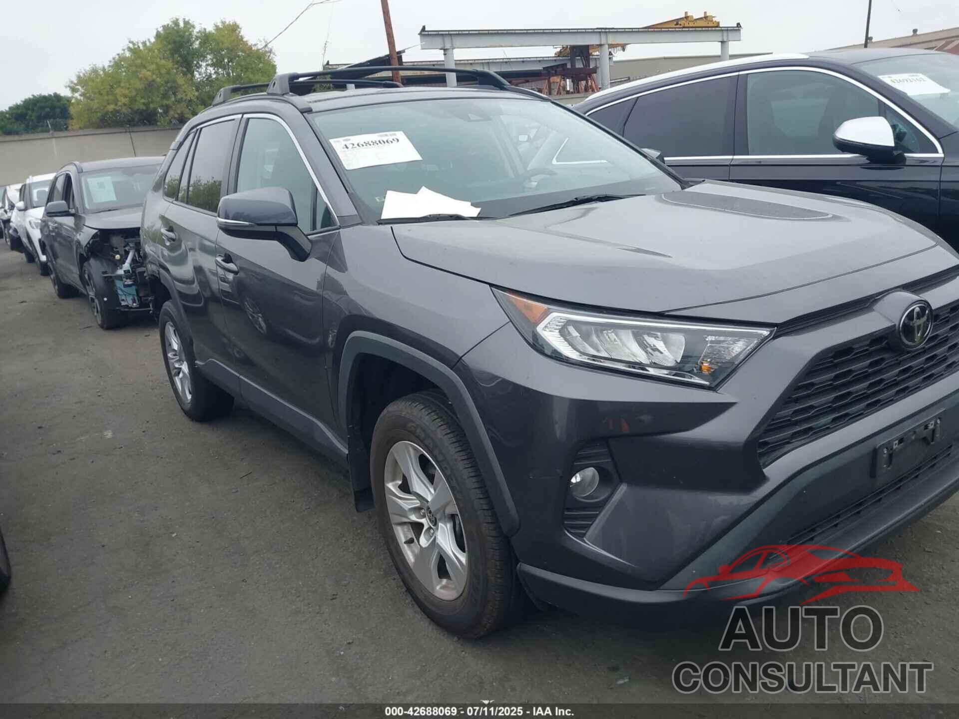 TOYOTA RAV4 2021 - 2T3W1RFV0MC149672