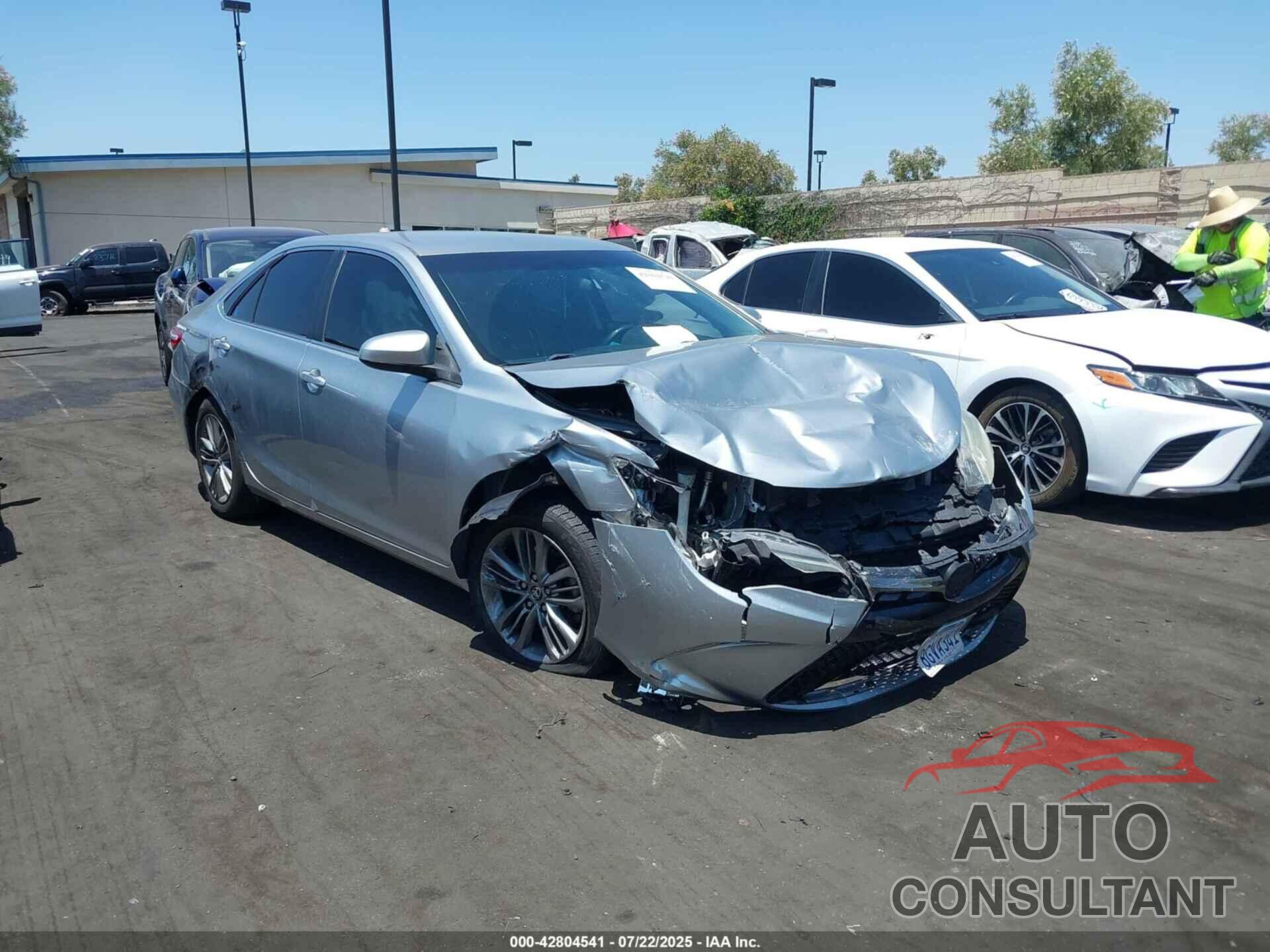 TOYOTA CAMRY 2016 - 4T1BF1FKXGU504009